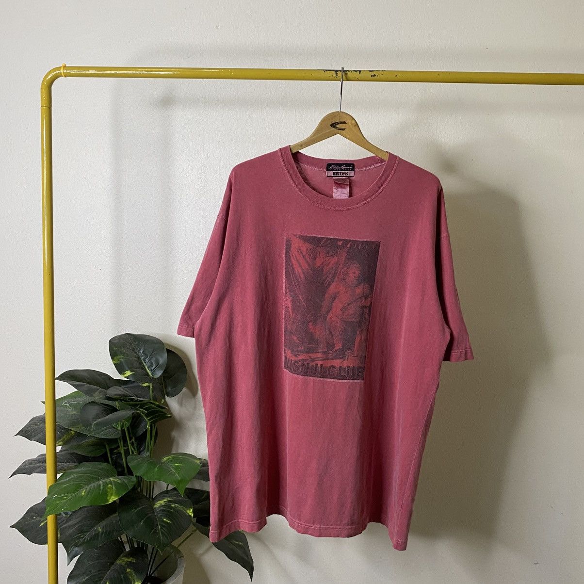 Eddie Bauer Vintage Eddie Bauer Ebtek Misuji Club T Shirt Size US XXL / EU 58 / 5 - 1 Thumbnail