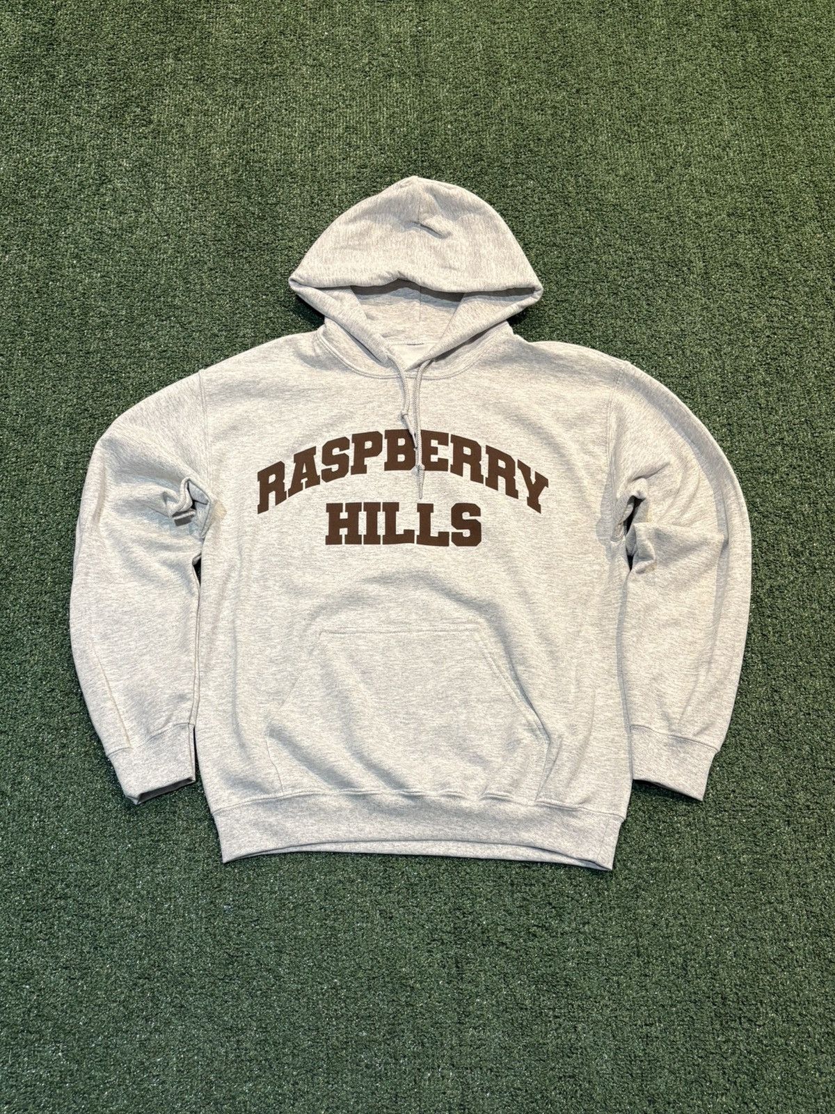 The GV Gallery GV GALLERY “RASPBERRY OG” HOODIE - SIZE XXL Size US XXL / EU 58 / 5 - 1 Thumbnail