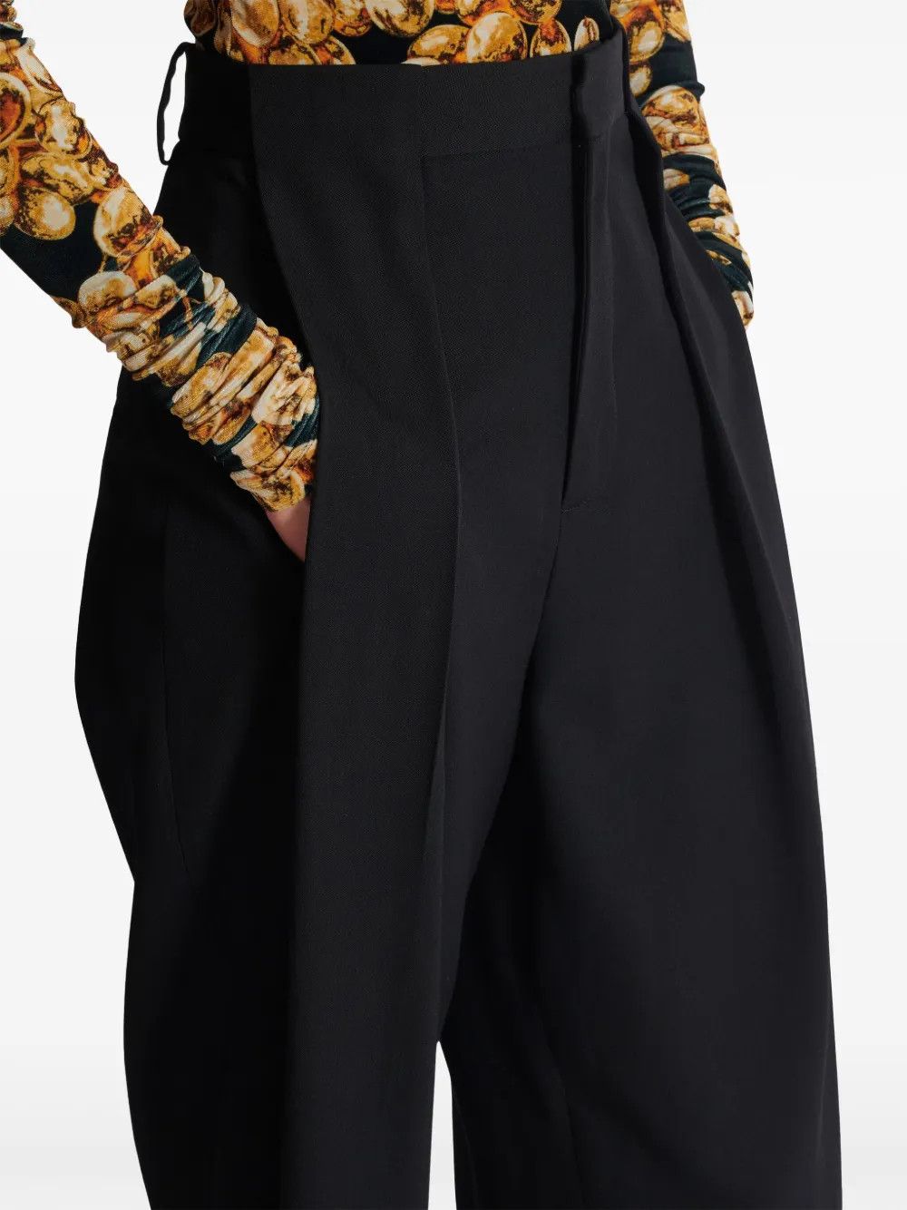 Balmain o1y0625 Casual Pant in Black Size 26" / US 2 / IT 38 - 2 Thumbnail