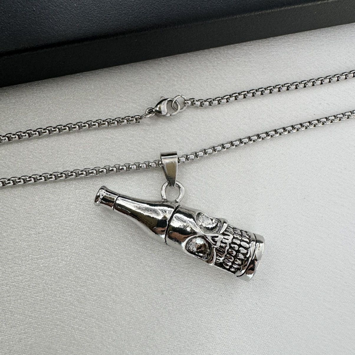 Other Skull Bottle Pendant Necklace for Men Women,Unisex Style Size ONE SIZE - 3 Thumbnail
