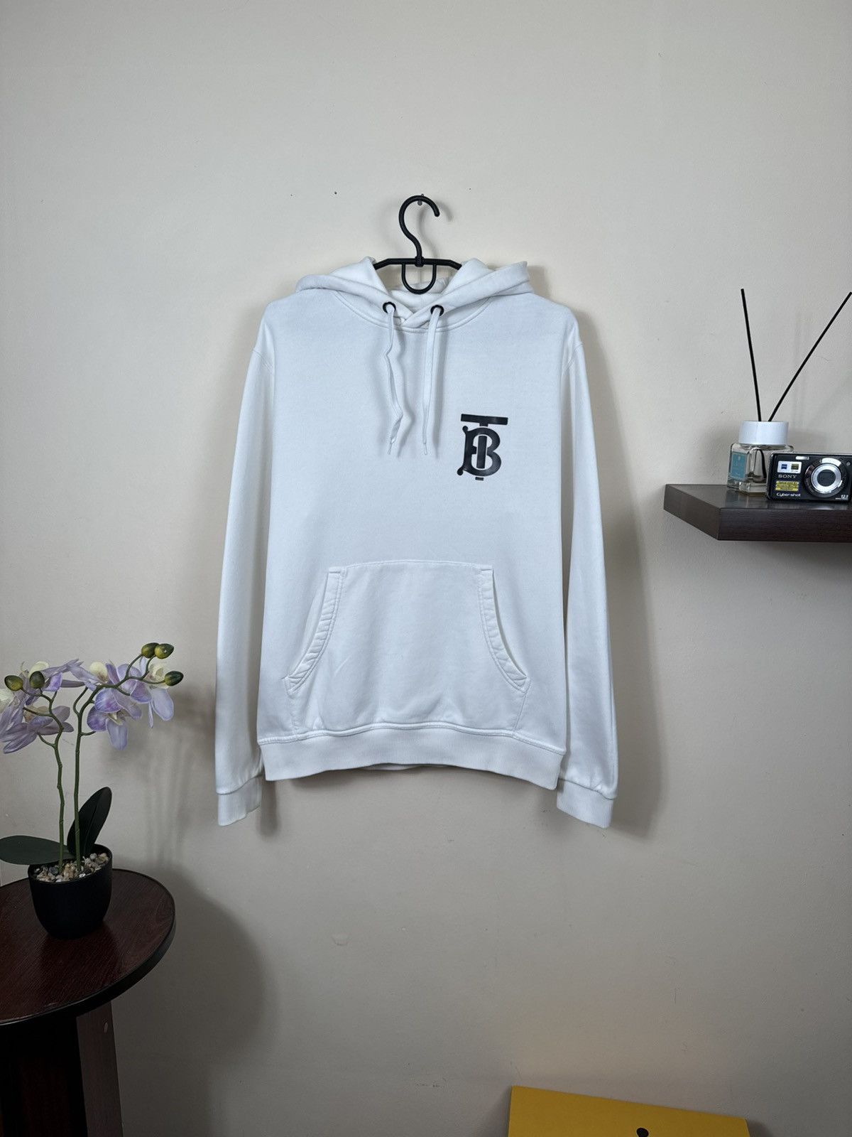Burberry Burberry London Hoodie Men TB White Luxury S Streetwear Size US S / EU 44-46 / 1 - 5 Thumbnail