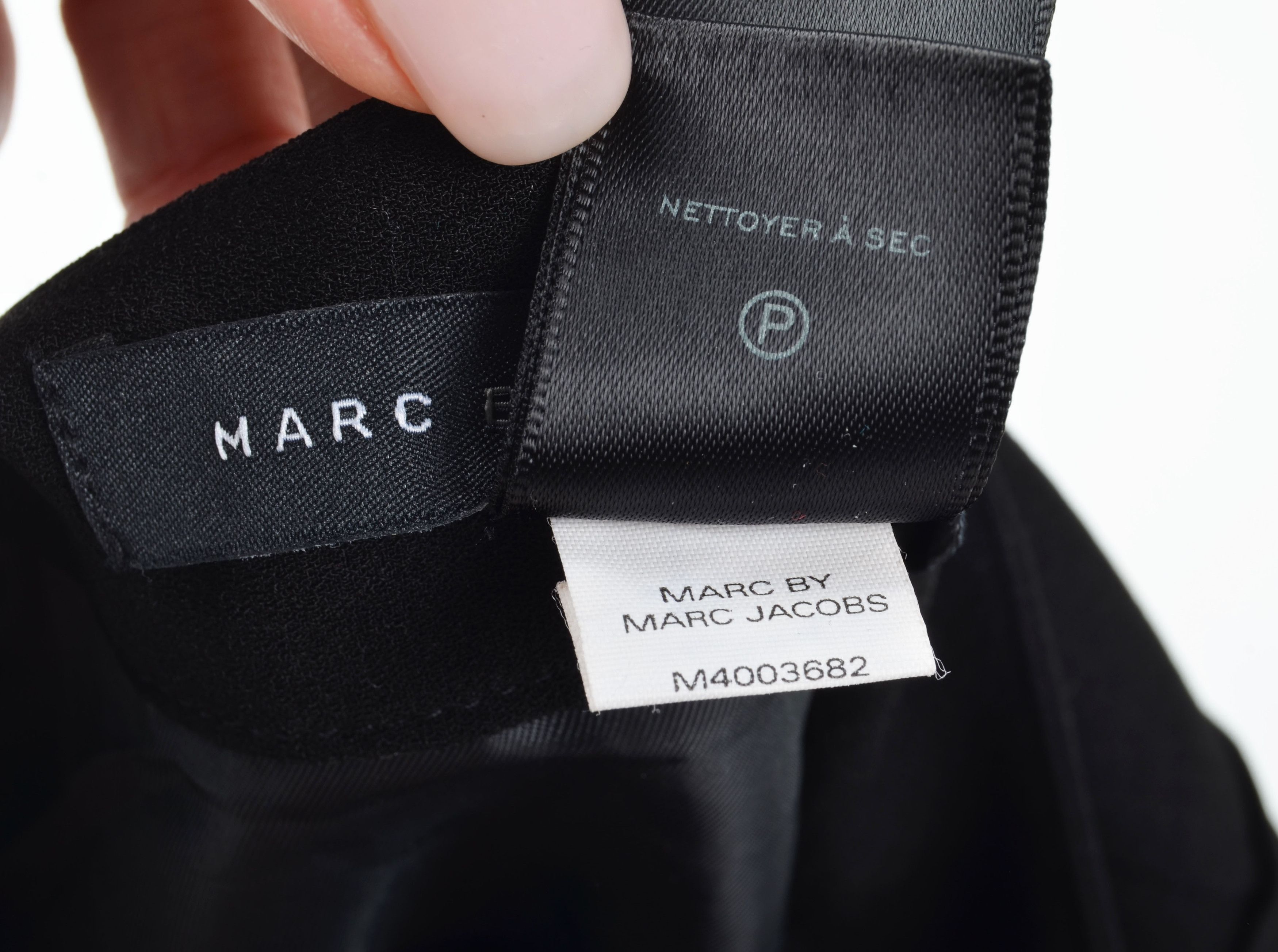 Marc by Marc Jacobs Women's Marc Jacobs Black Pleated Straps Knee Length Skirt Size 26" / US 2 / IT 38 - 9 Thumbnail