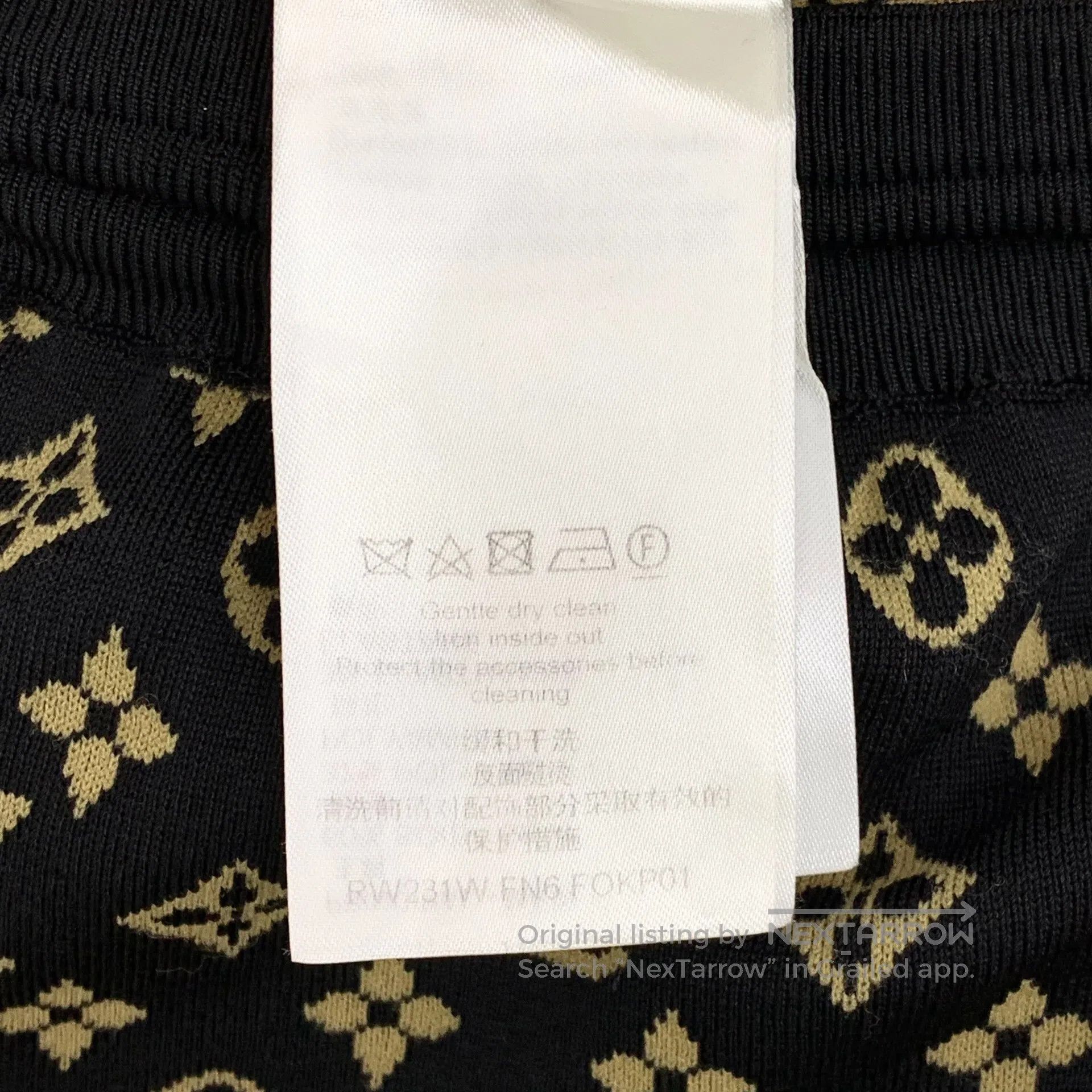 Louis Vuitton Louis Vuitton size XS Black Logo Monogram Printed Silk Tie Size US 27 - 7 Thumbnail