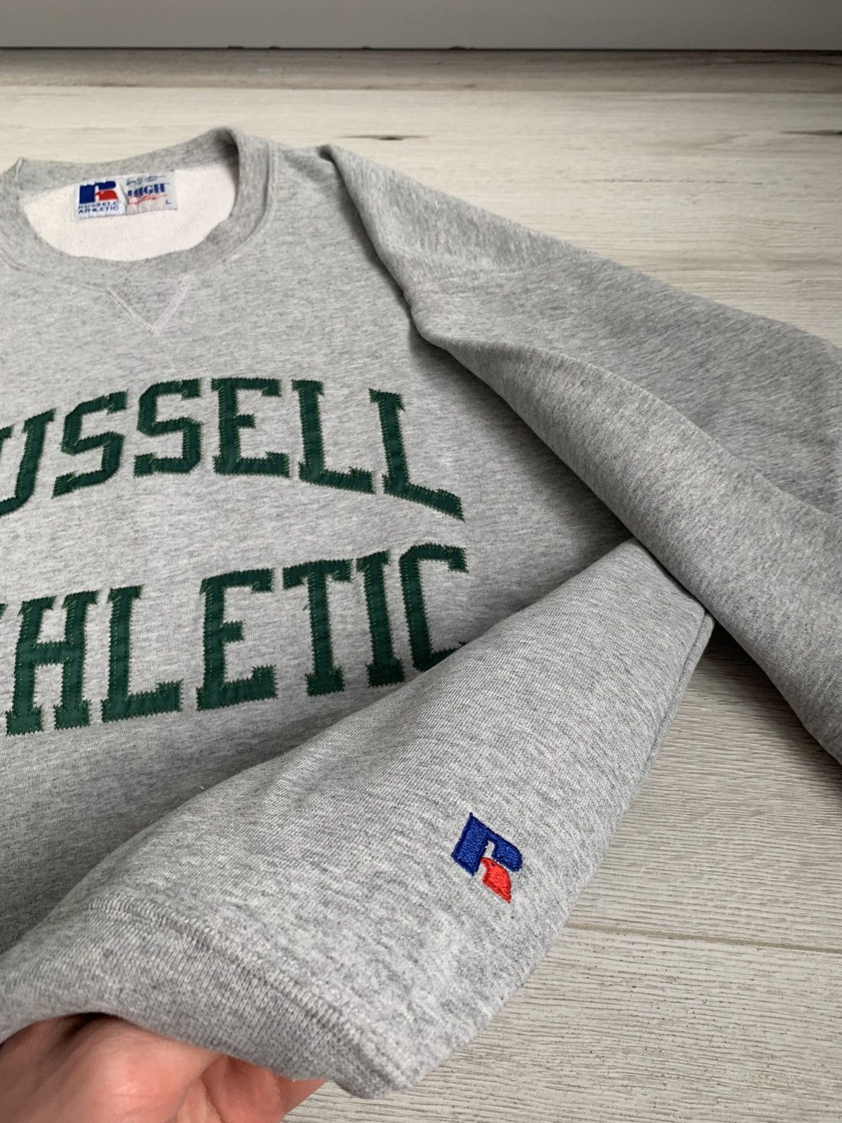 Russell Athletic × Vintage Vintage 90s Russell Athletics Spellout USA Grey Sweatshirt Size US L / EU 52-54 / 3 - 3 Thumbnail