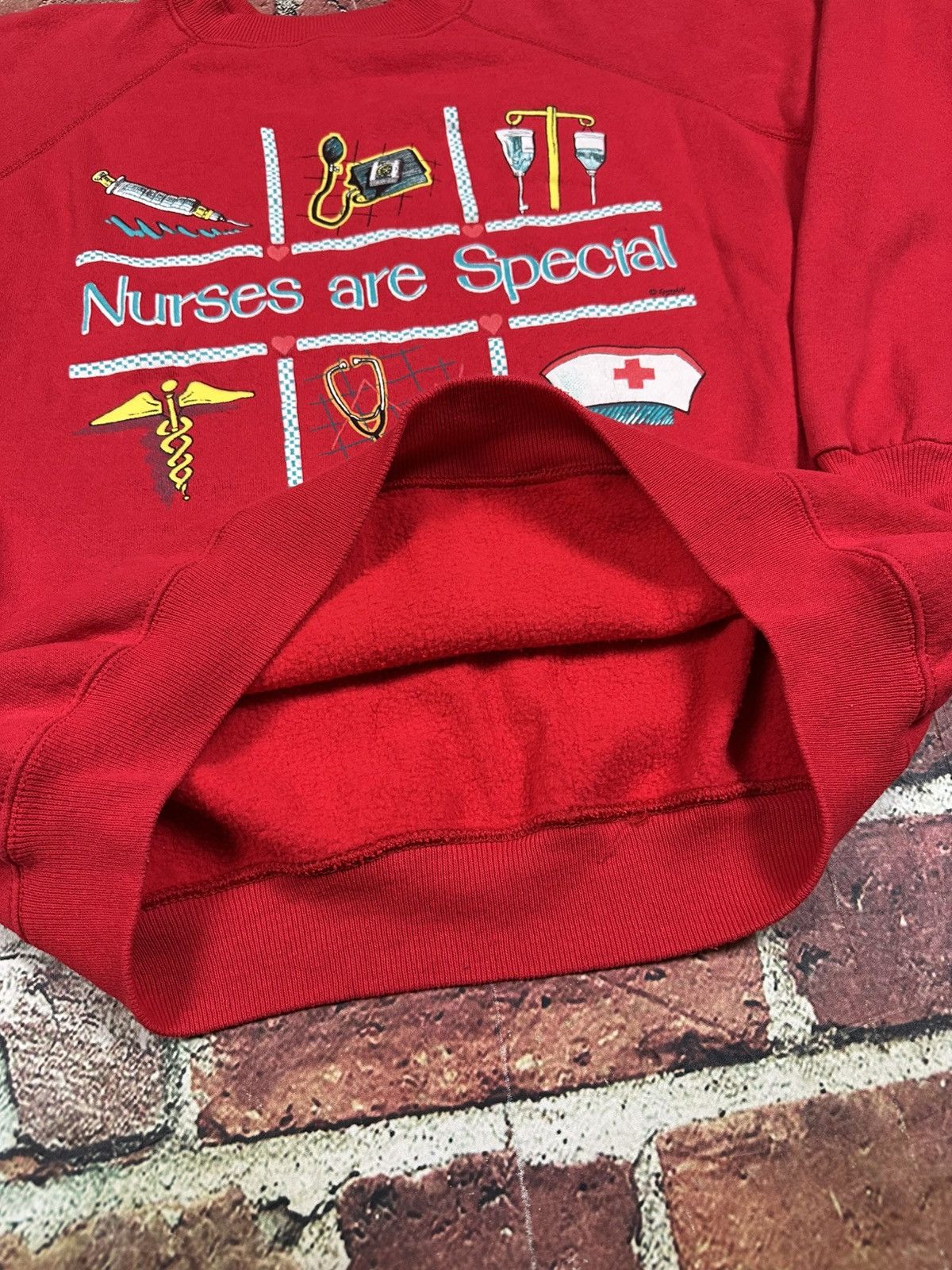 Hanes Vintage NURSES ARE SPECIAL Sweatshirt Grannycore 90s Raglan Size US L / EU 52-54 / 3 - 7 Thumbnail