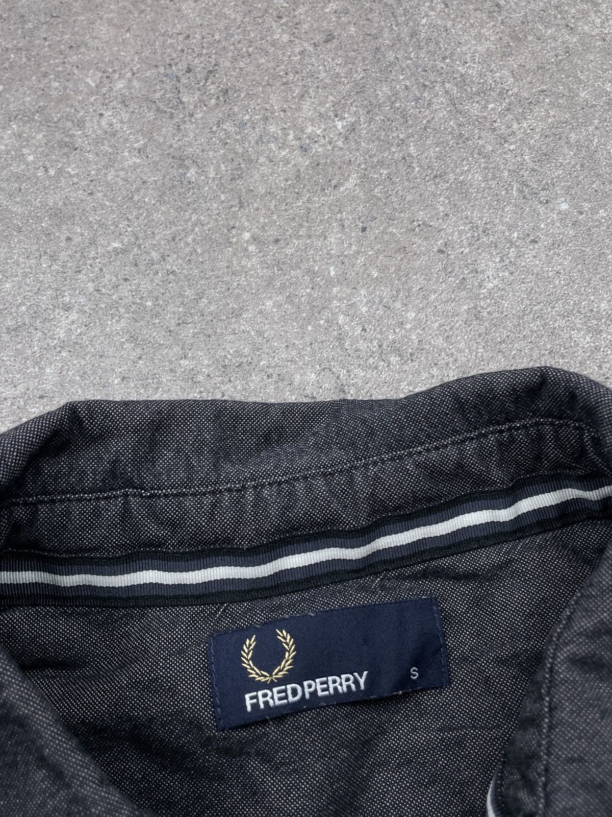 Fred Perry Fred Perry Polo Long Sleeve vintage y2k Size US S / EU 44-46 / 1 - 5 Thumbnail