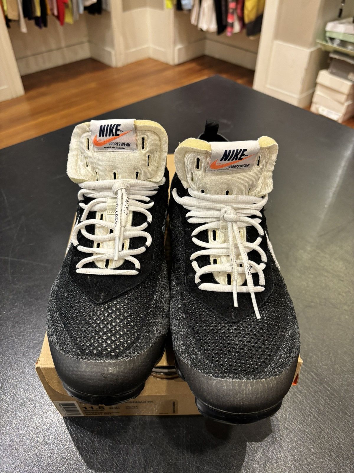 Nike × Off-White Nike Air VaporMax ‘Off-White’ Size US 11.5 / EU 44-45 - 2 Thumbnail