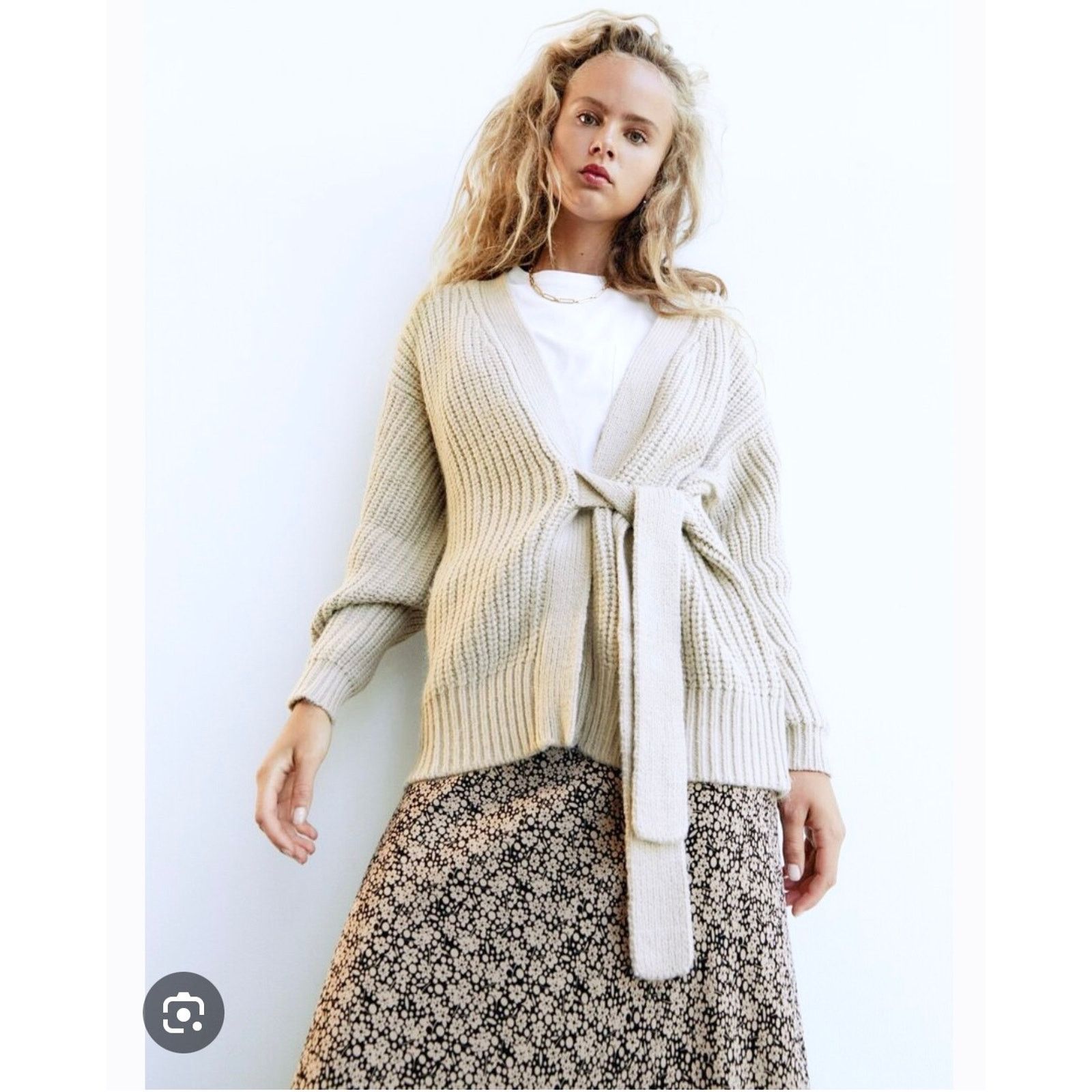 Zara Zara Cream Beige Ribbed Knit Tie Waist Oversized Sweater Size L / US 10 / IT 46 - 2 Thumbnail