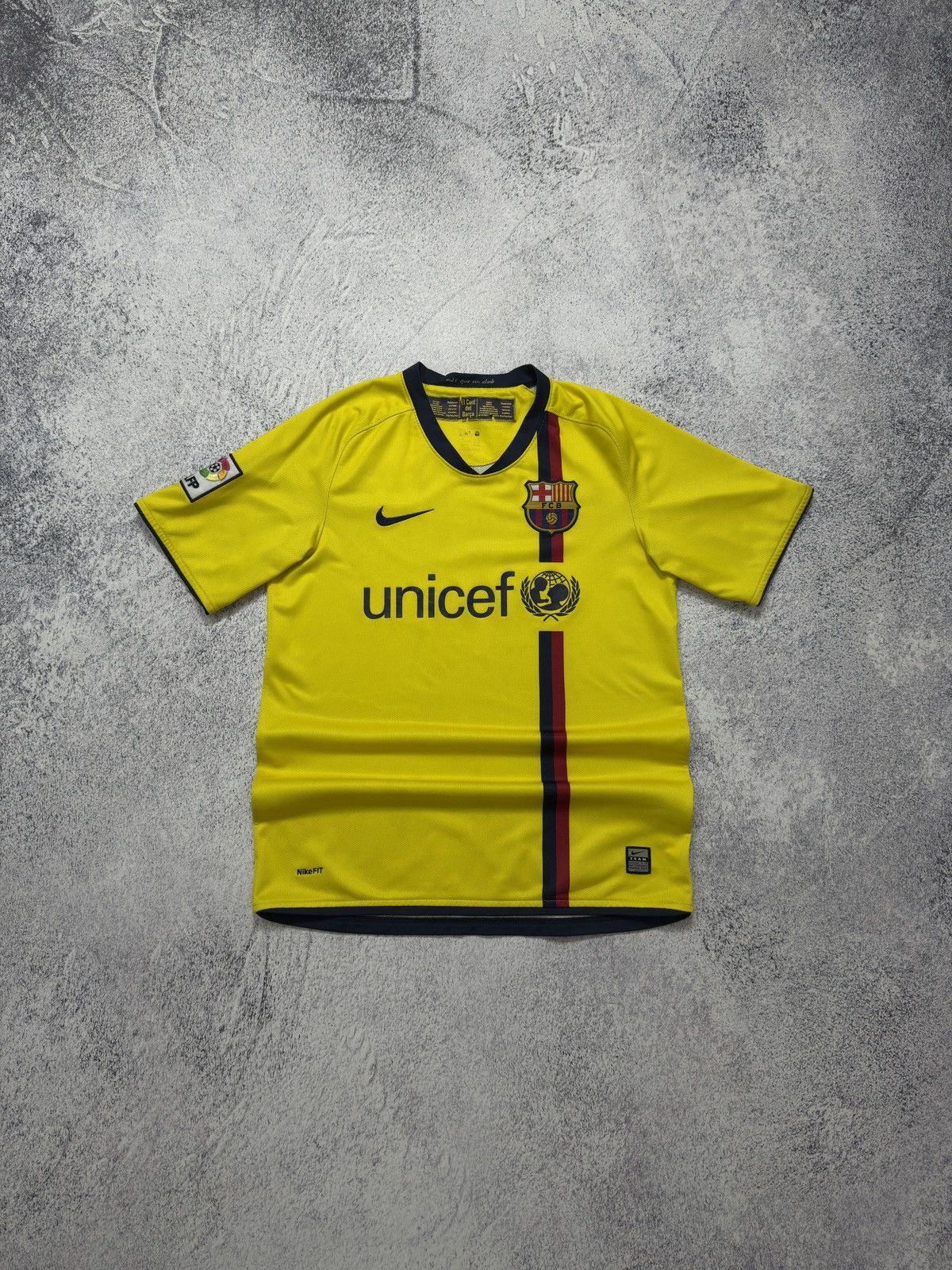 Nike NIKE BARCELONA 2008 2009 AWAY FOOTBALL SHIRT SOCCER JERSEY Size US S / EU 44-46 / 1 - 1 Thumbnail