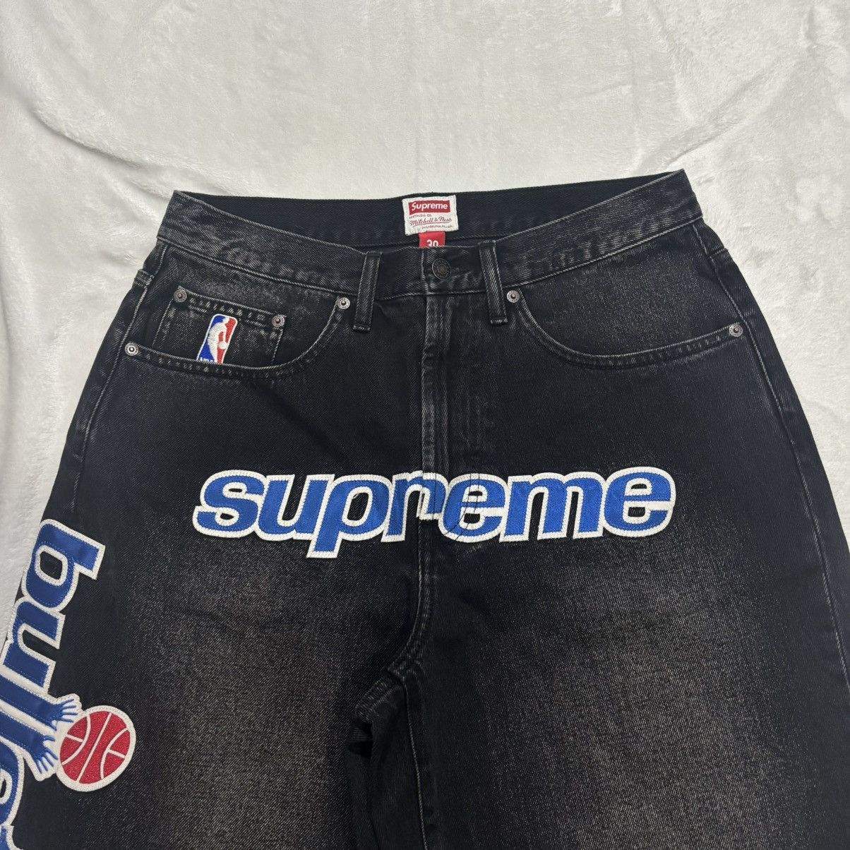 Mitchell & Ness × Supreme Supreme/Mitchell & Ness Washington Bullets Baggy Denim Short Size US 30 / EU 46 - 4 Thumbnail