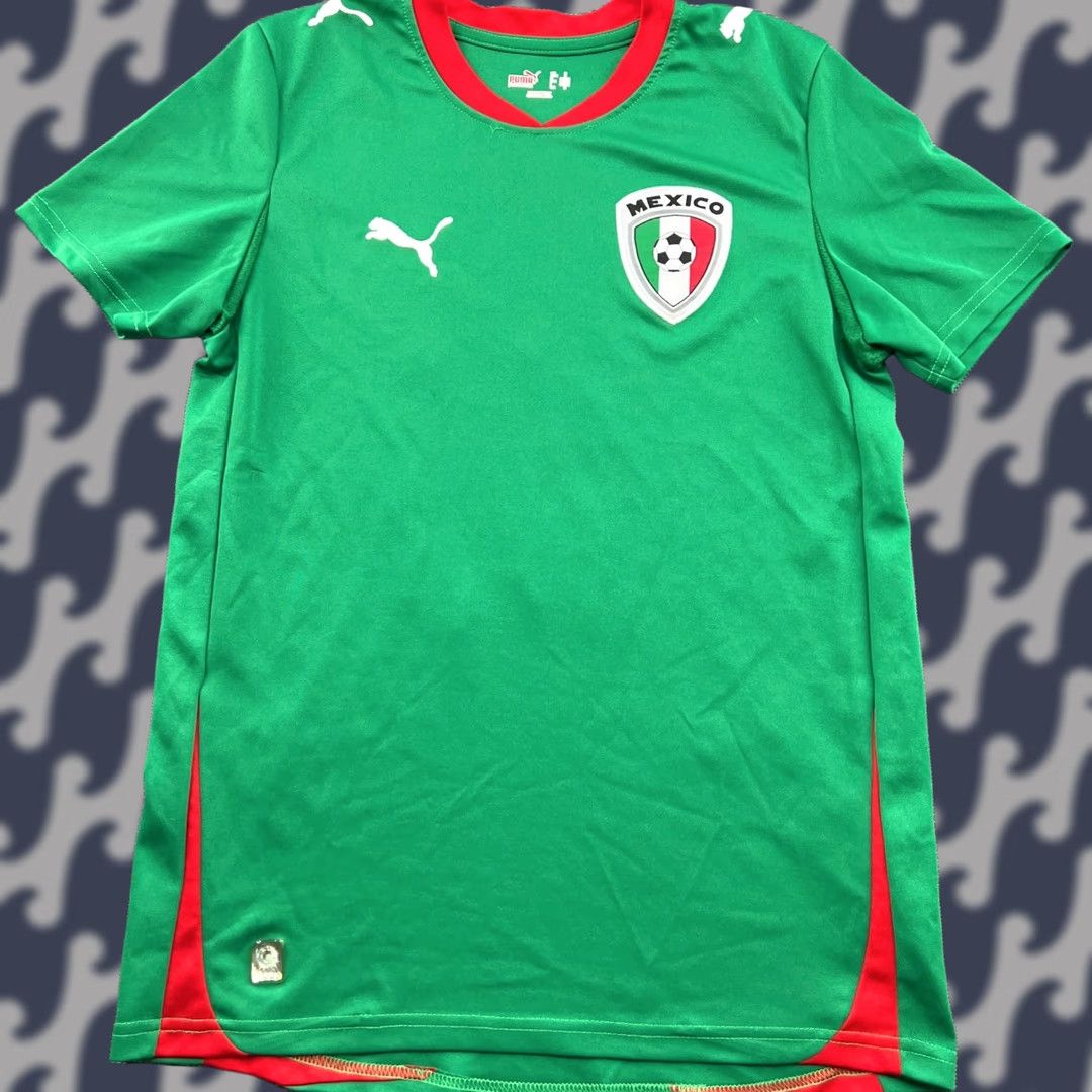 Puma VINTAGE Puma Football Shirt Mens Jersey Green Small 10 Mexico Shirt Short Sleeve Moisture Wicking Quick Dry Athletic Polo T-Shirt Football Mens Size US S / EU 44-46 / 1 - 1 Thumbnail