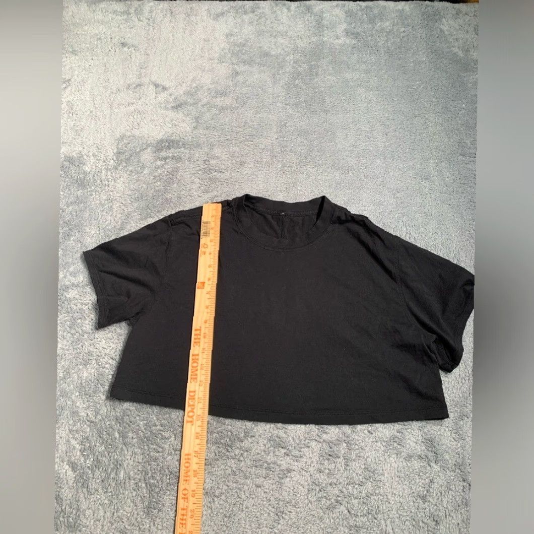 Lululemon Lululemon Black Women's Crop Top M Regular Casual Shirt Women Mens? Wait. Size M / US 6-8 / IT 42-44 - 5 Thumbnail