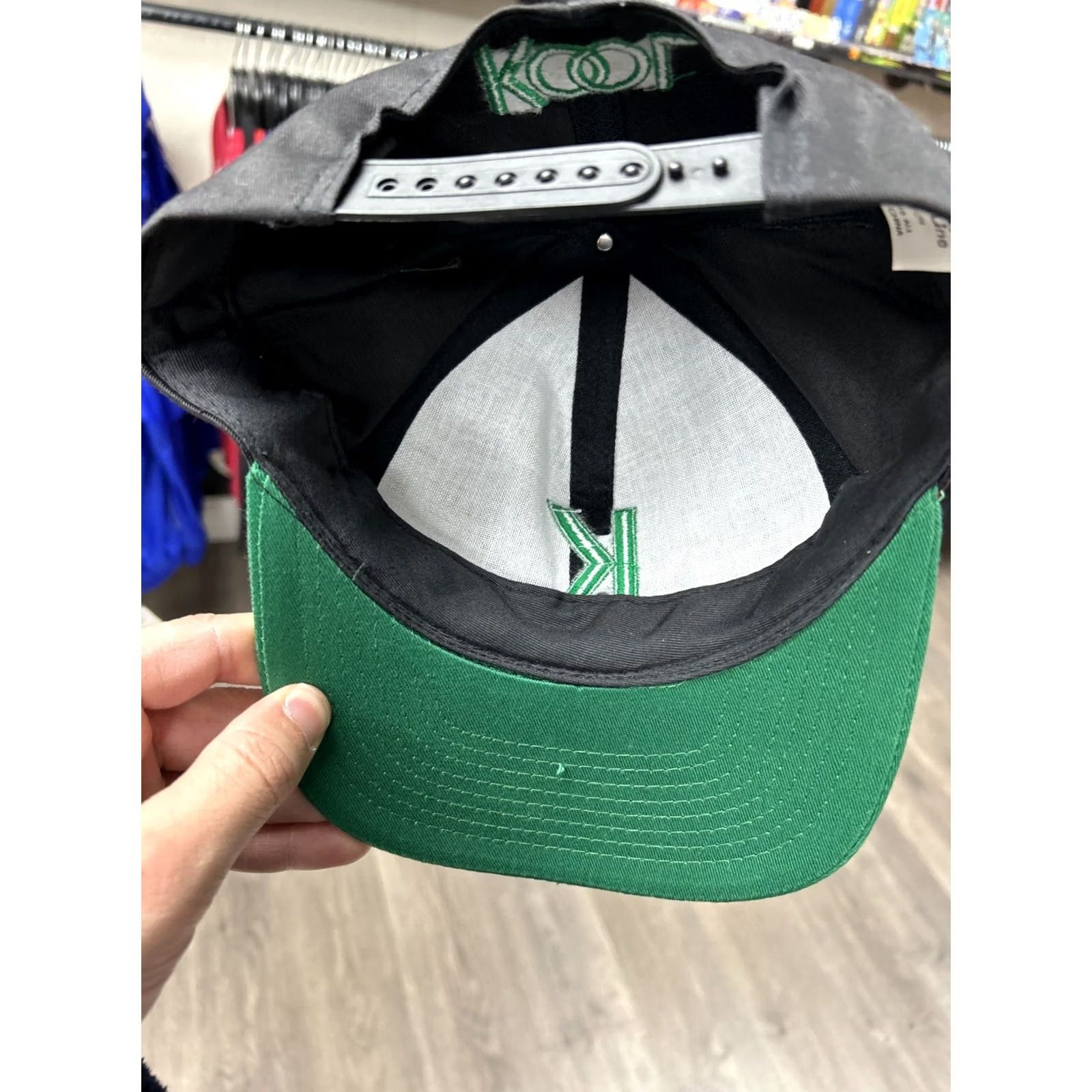 kool cigarette hat Vintage Size LARGE Green Snapback Cigarettes Embroidered Patch Logo, Trucker Mesh, Flat Bill, Retro Men Light it upor just look like you did. Vintage Kool Tobacco Snapback Trucker
