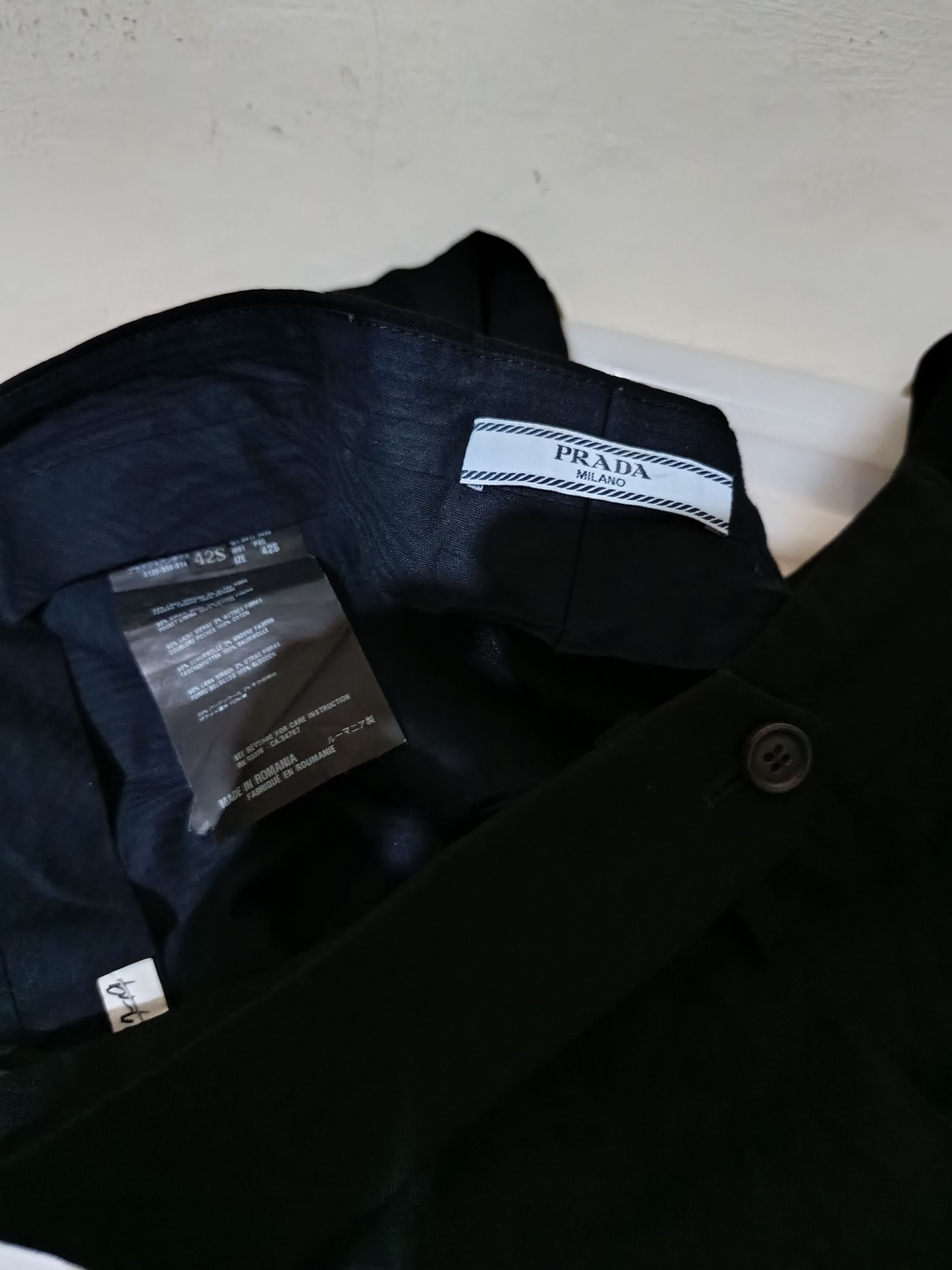 Prada Prada black capri pants Size 33" - 10 Thumbnail