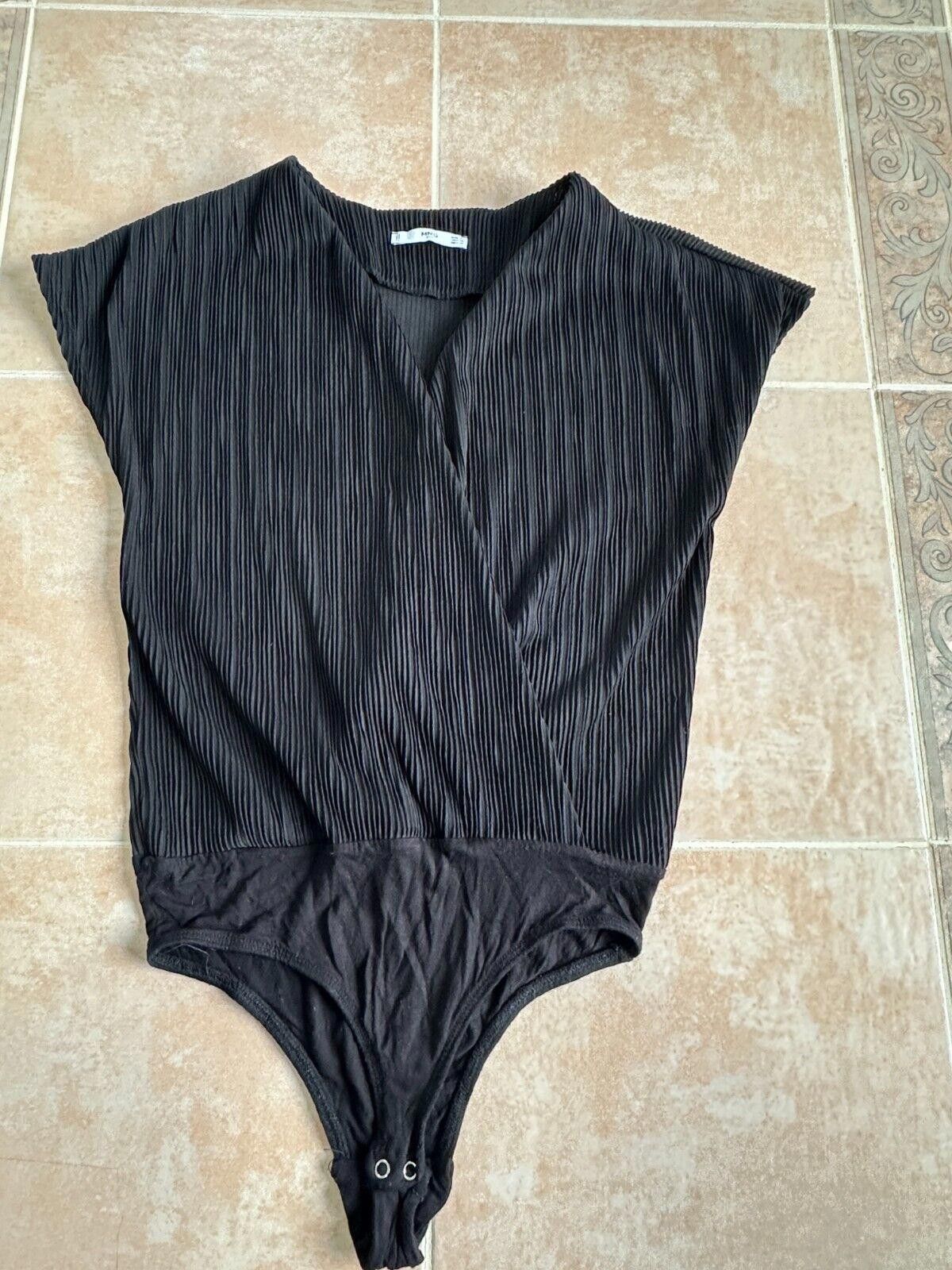 Designer MNG Deep V Neck Bodysuit Black Extended Cap sleeves size XS Size 26" / US 2 / IT 38 - 1 Thumbnail