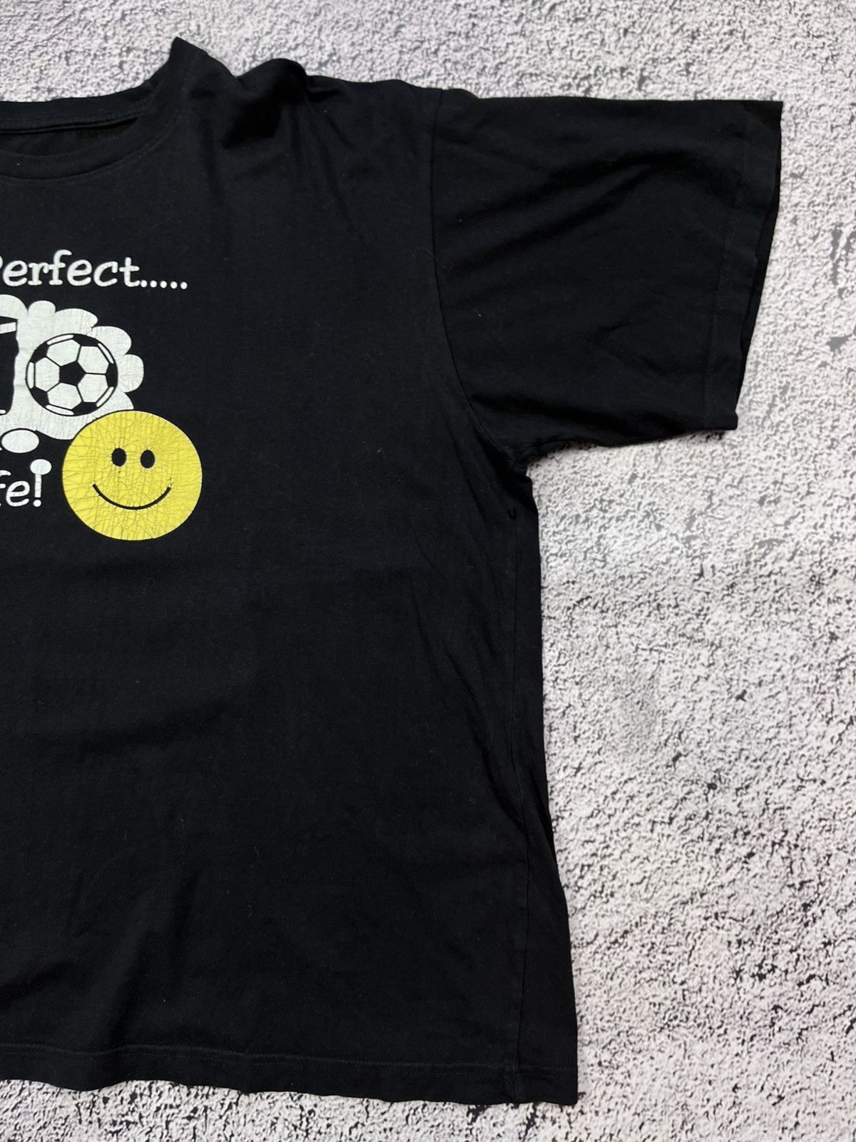 Vintage Vintage 90s Faded Humor Perfect Life Logo Tee Size XXL Size US XXL / EU 58 / 5 - 4 Thumbnail