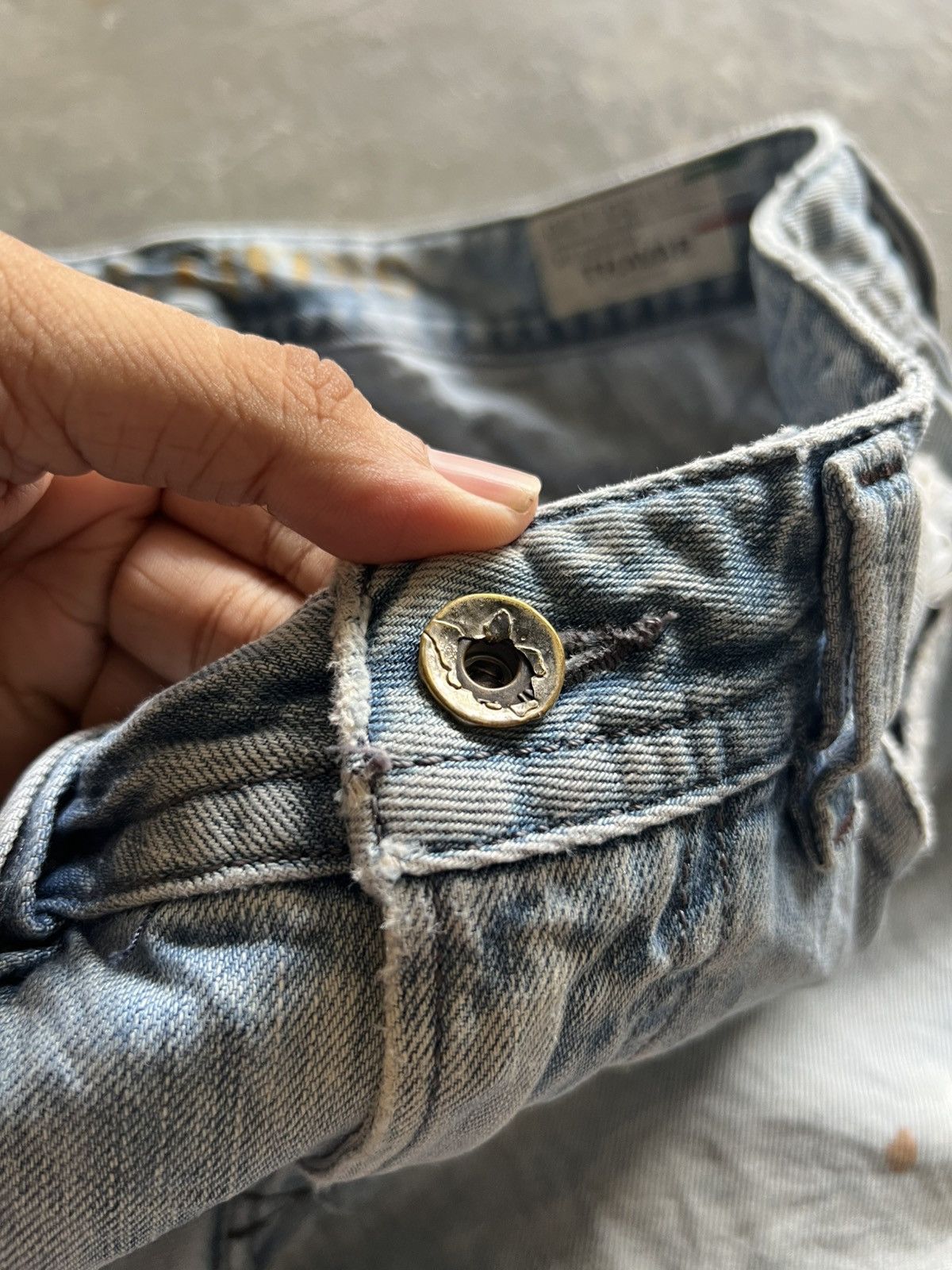 Diesel distressed diesel industry denim splatter bleach sick washed Size US 33 - 3 Thumbnail