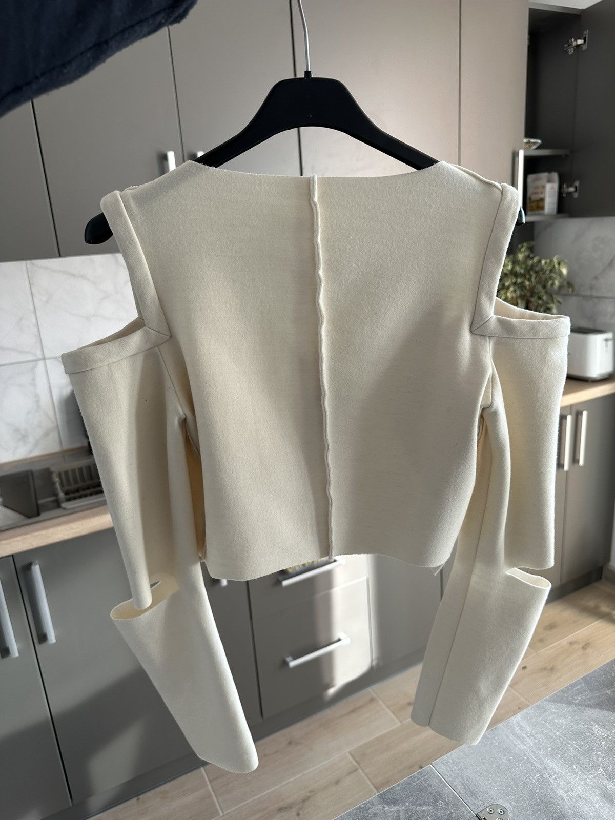Maison Margiela Maison Margiela x Viktor & Rolf Cut-off wool cropped blazer Size S / US 4 / IT 40 - 8 Thumbnail