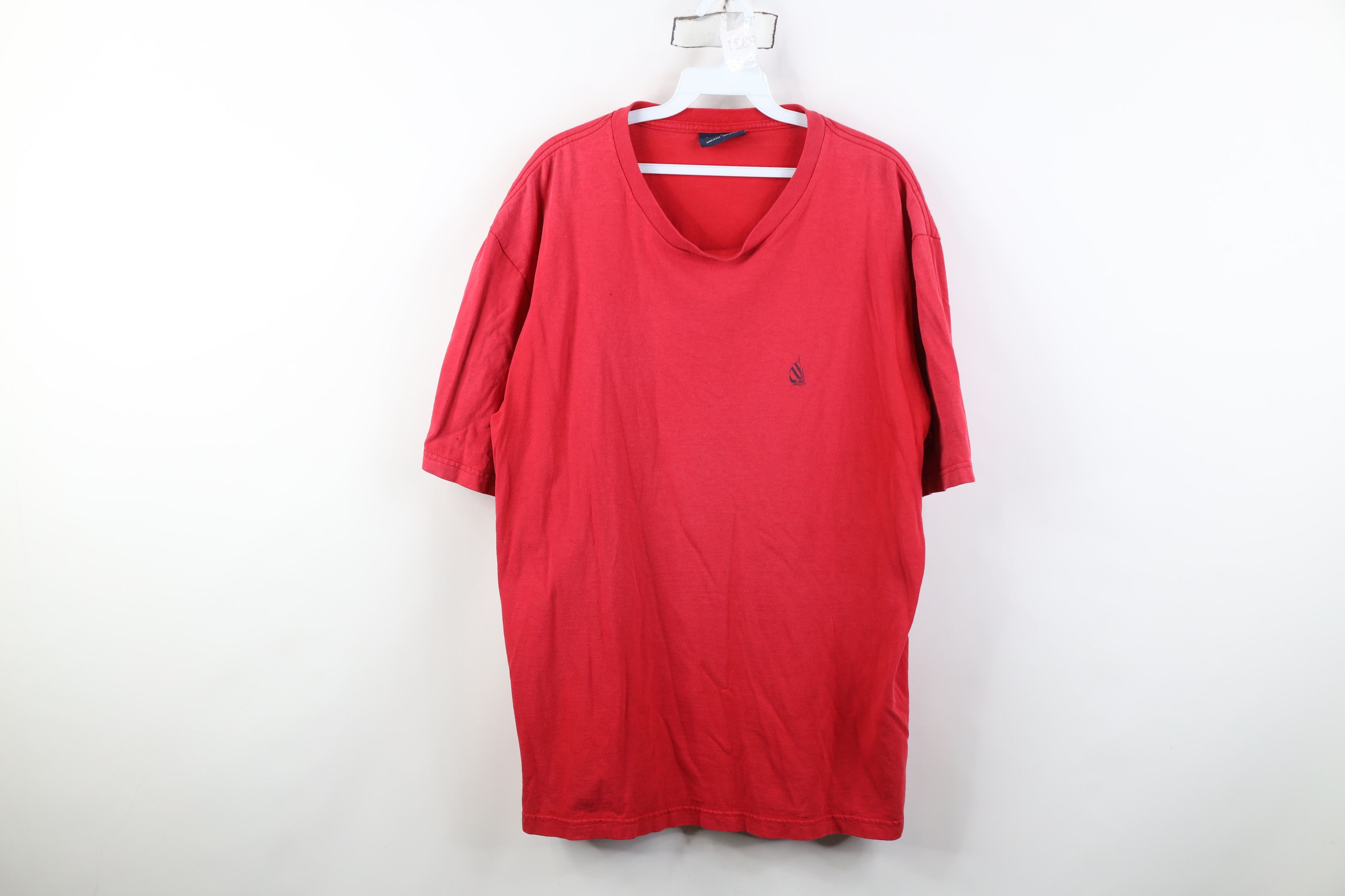 Nautica Vintage 90s Nautica Sailing Sailboat T-Shirt Cotton Red USA Size US L / EU 52-54 / 3 - 1 Thumbnail