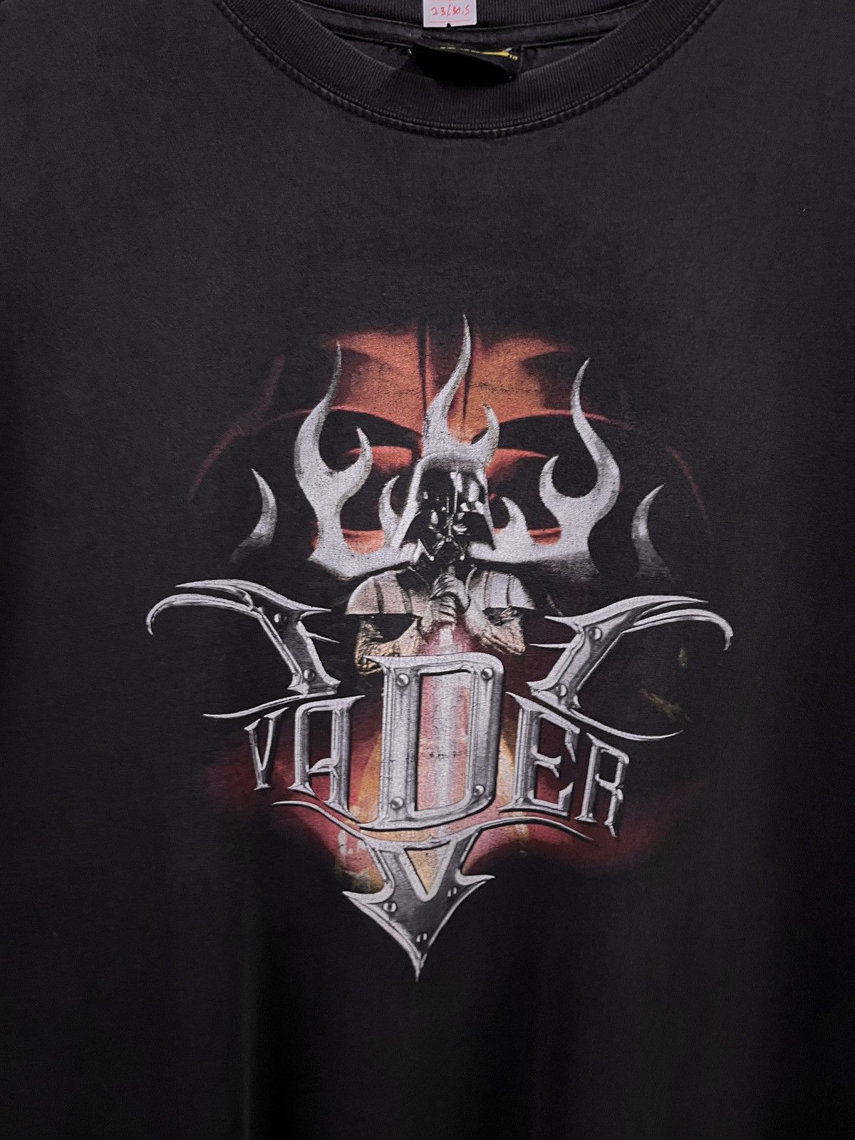 Vintage VINTAGE Y2K STAR WARS DARK VADER TSHIRT Size US L / EU 52-54 / 3 - 2 Thumbnail