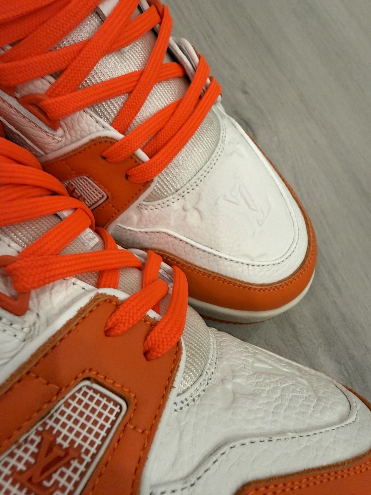 Louis Vuitton Louis Vuitton Trainer Size LV8.5 Size US 9.5 / EU 42-43 - 6 Thumbnail