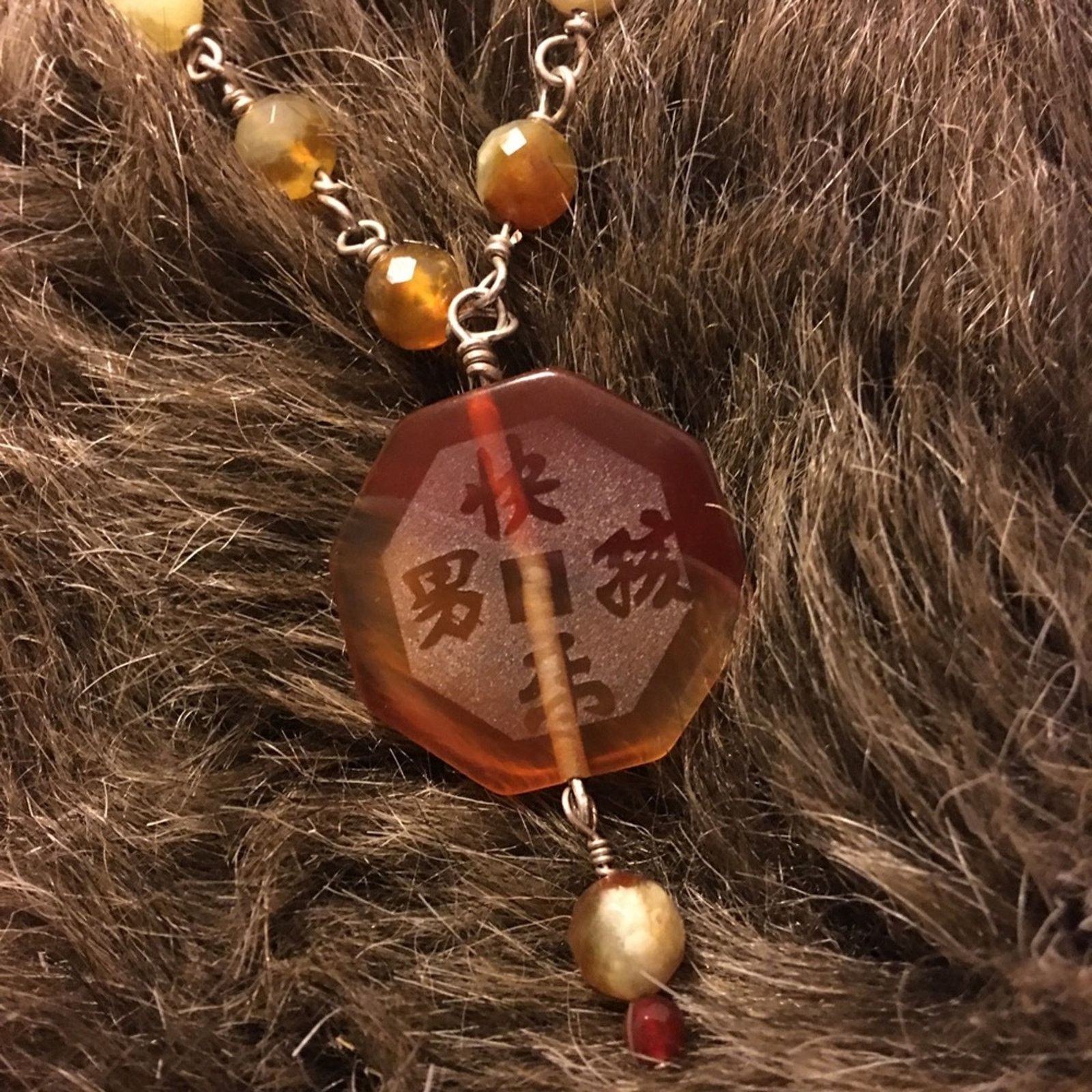 Jewelry Vintage natural stone angel medallion necklace Size ONE SIZE - 7 Thumbnail