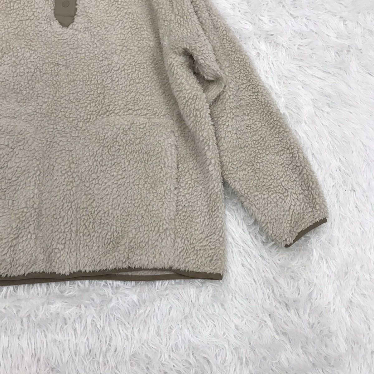 Uniqlo × White Mountaineering White mountaineering x uniqlo half snap fleece size L Size US L / EU 52-54 / 3 - 4 Thumbnail