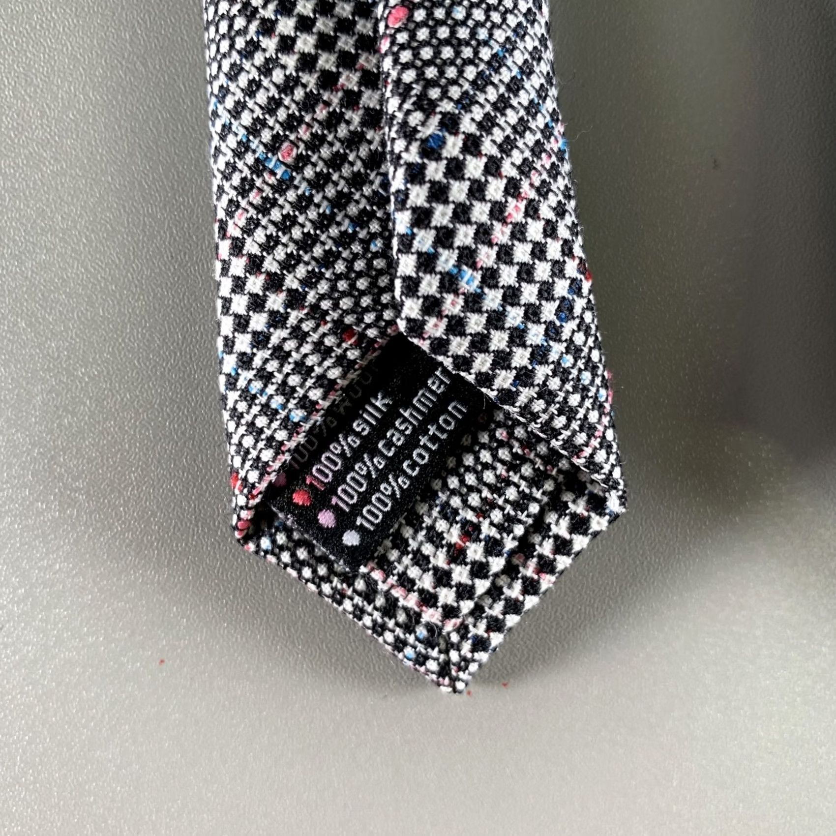 Vintage TITLE OF WORK Tie Black Grey & White Glenplaid Silk Tie Size ONE SIZE - 3 Thumbnail