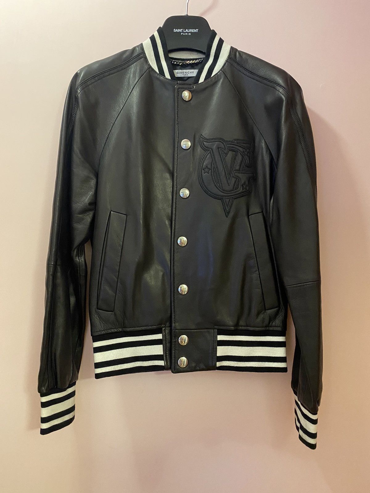 Givenchy Givenchy black logo leather bomber jacket 44 Size US S / EU 44-46 / 1 - 2 Thumbnail