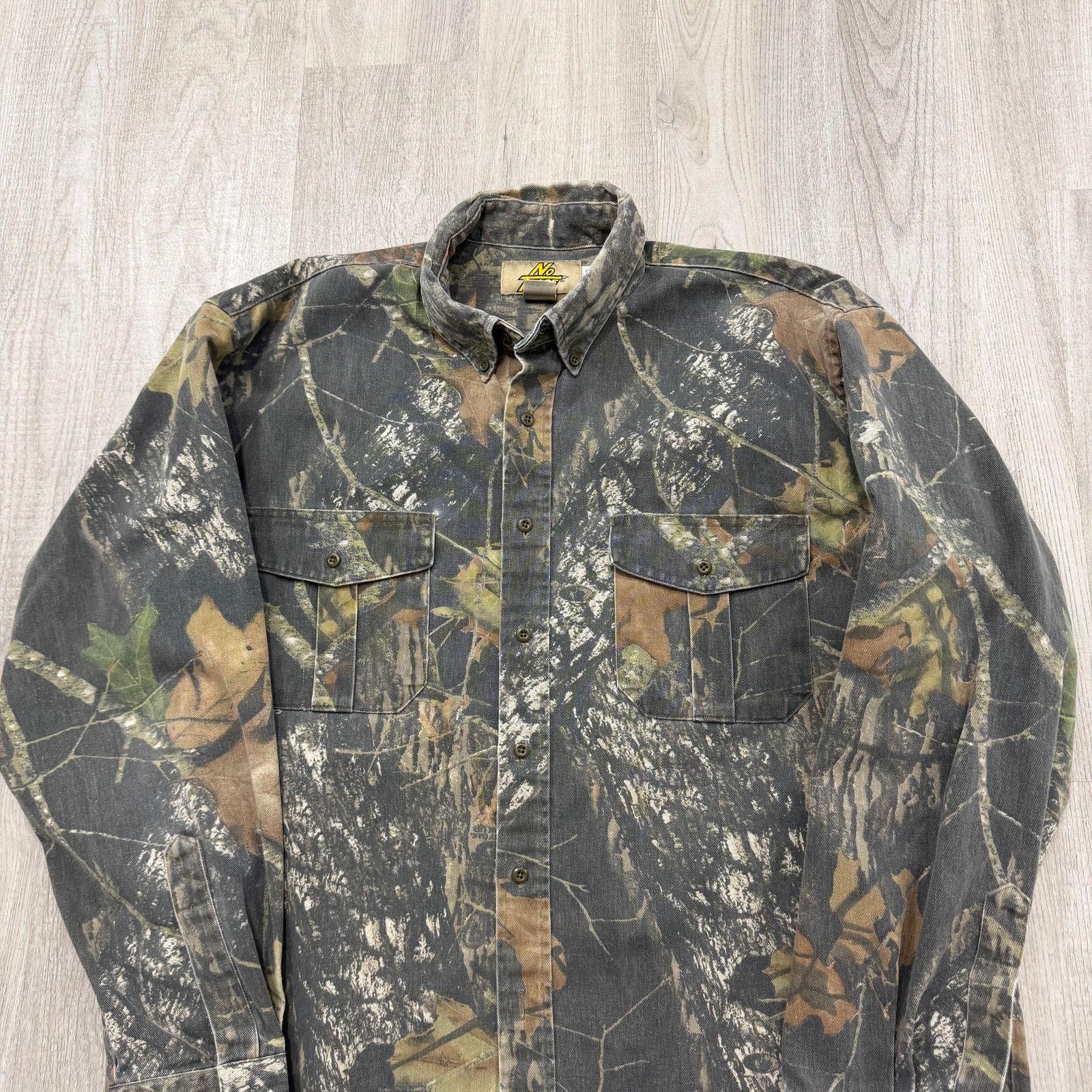 Vintage No Trace by Dan River Mossy Oak Camo Button Down Shirt XL Size US XL / EU 56 / 4 - 2 Thumbnail