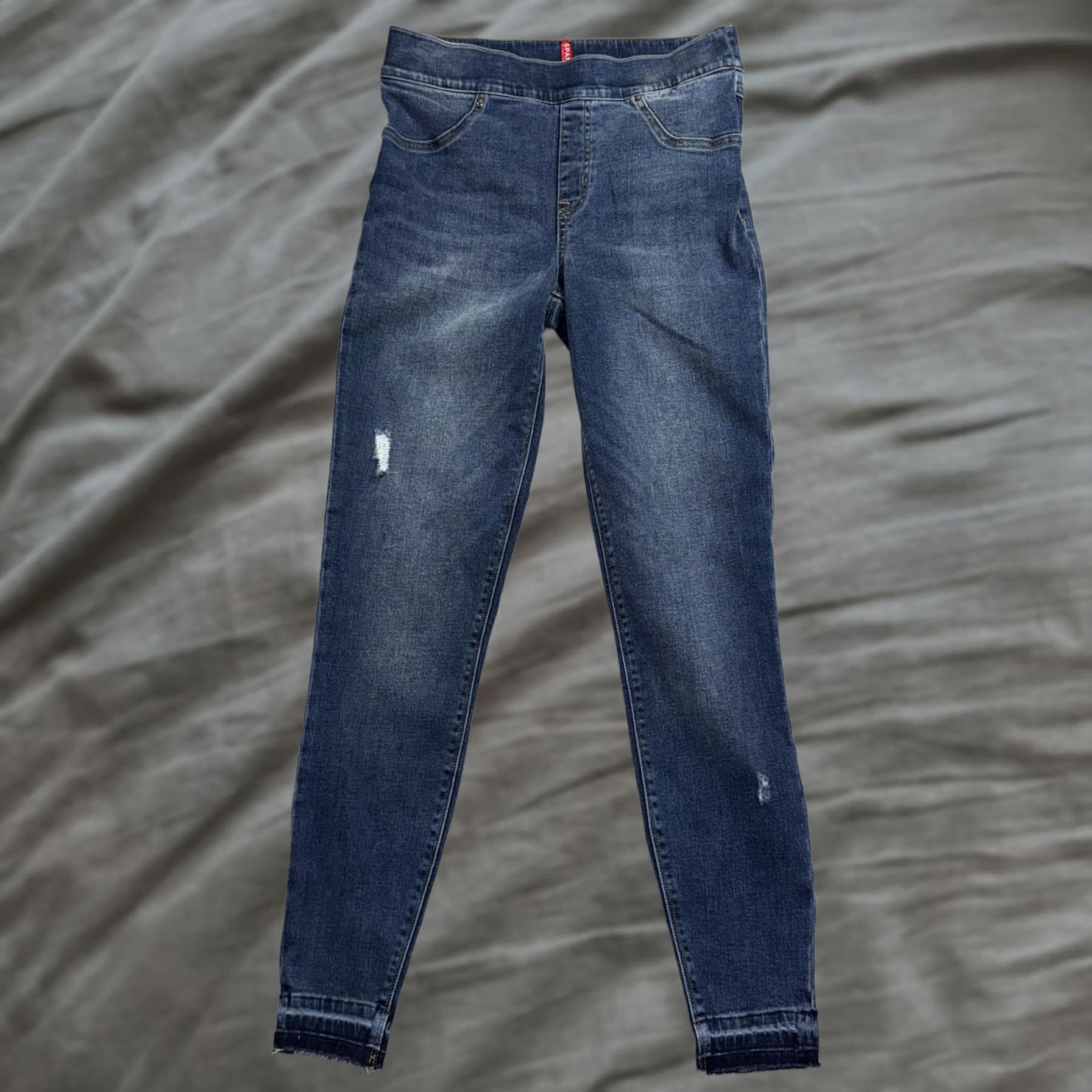 Spanx Spanx Jeans Womens M Blue Pull On Jeggings Skinny Raw Hem Distressed Denim Size 32" / US 10 / IT 46 - 1 Thumbnail