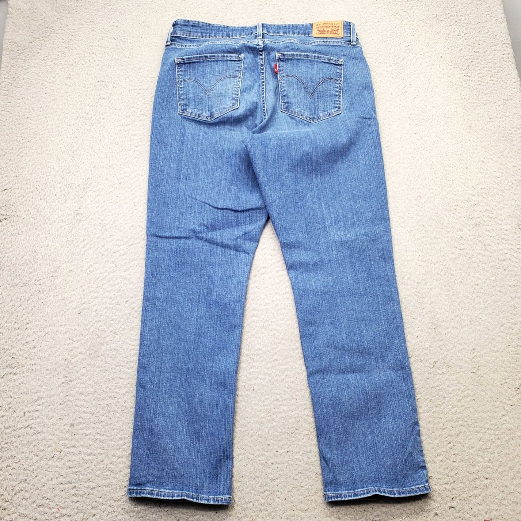 Levi's Levi's Skinny Jeans Women 14 Blue Denim Mid Rise Red Tab Wash: Womens Size 14 Jeans Color Blue Denim Style Skinny, 5-Pocket, Button Closure Size 36" / US 14 / IT 50 - 2 Thumbnail