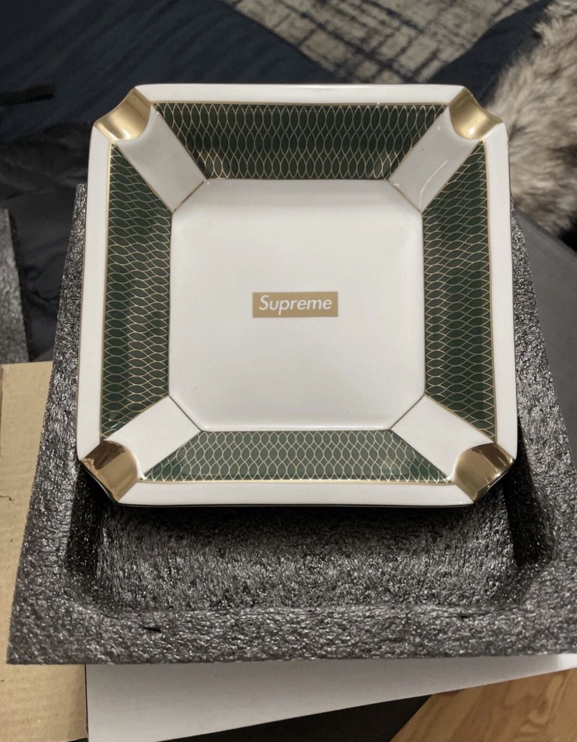 Supreme Ceramic Tray 2014AW　vintage Supreme Ceramic Tray 2014AW vintage Supreme Box Logo Ceramic Tray