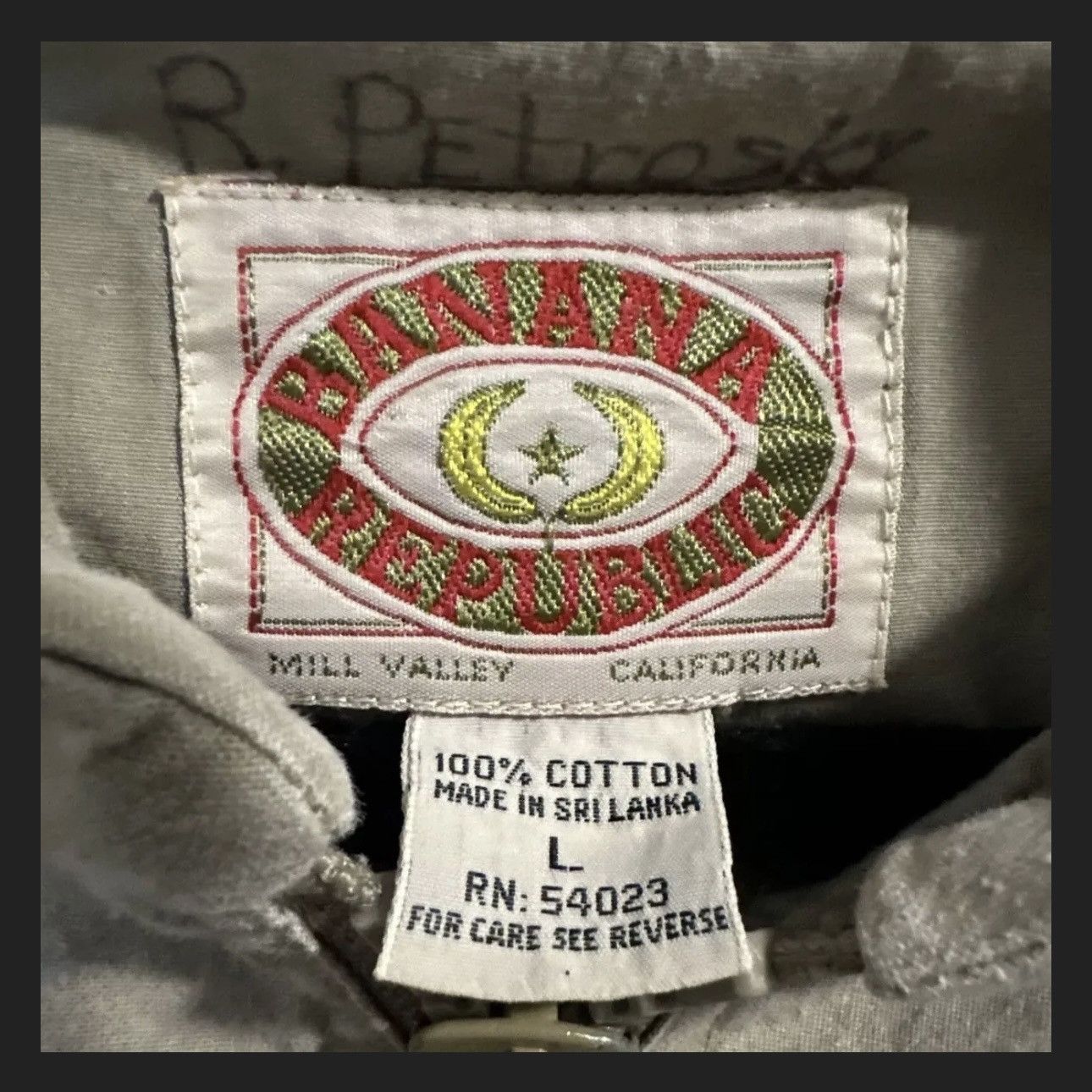 Banana Republic × Vintage Vintage Banana Republic Safari Vest Hooded Photographer Size US L / EU 52-54 / 3 - 5 Thumbnail