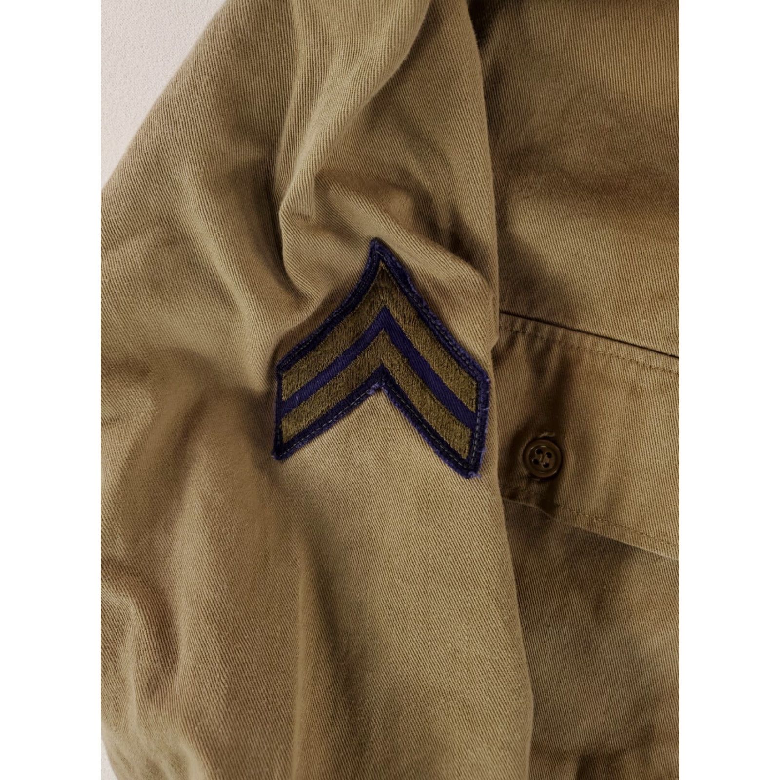 Vintage VINTAGE US Army Shirt Khaki 50s Button Up Airborne 11 Patches Mens L Beige Long Sleeve Size US L / EU 52-54 / 3 - 4 Thumbnail