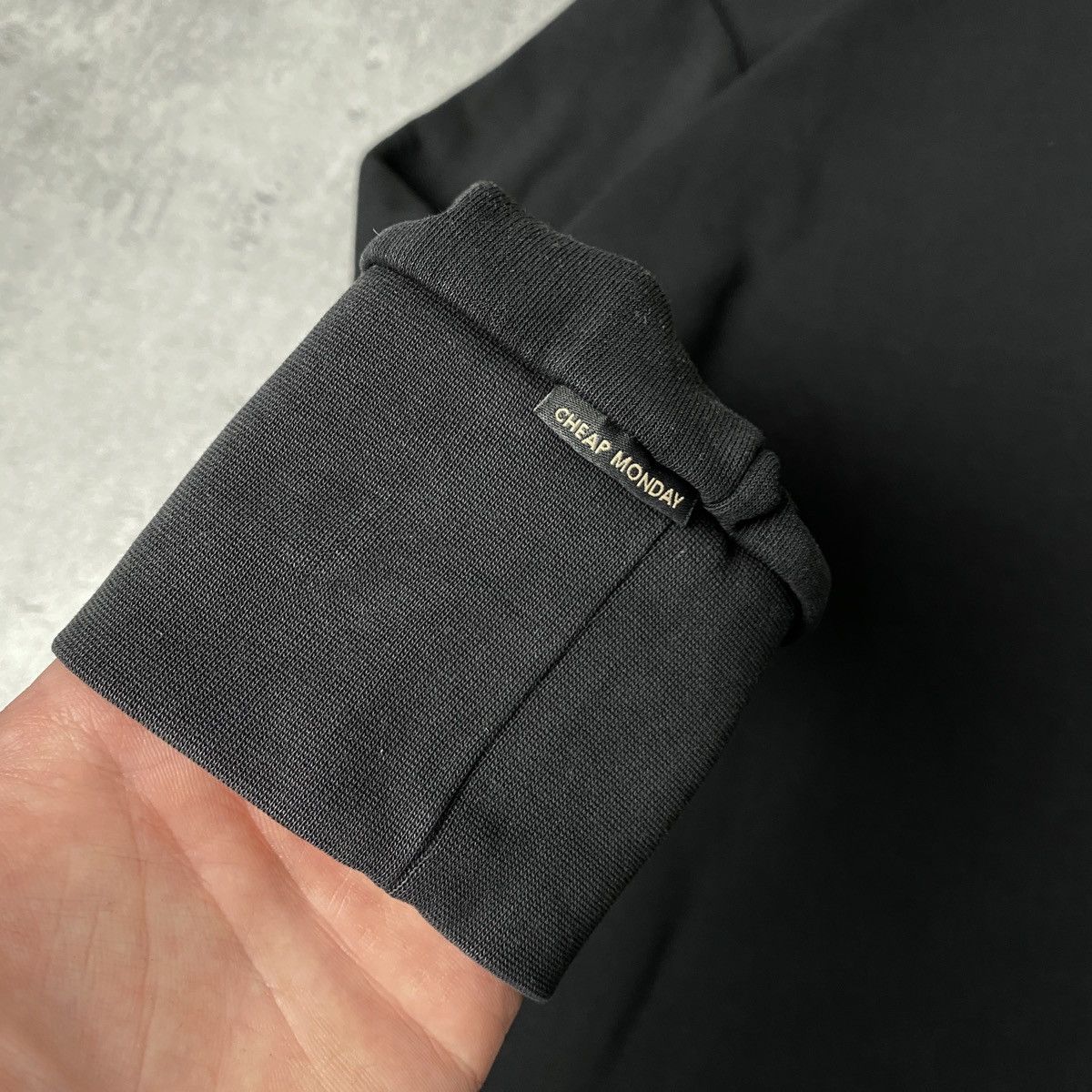 Cheap Monday × Designer Cheap Monday washed black longsleeve - M/L Size US M / EU 48-50 / 2 - 5 Thumbnail
