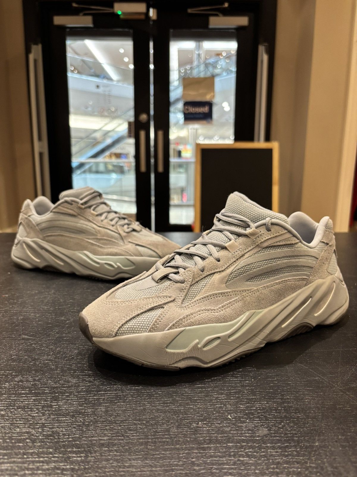 Sneakers Yeezy Hospital Blue Adidas Yeezy Boost 750 V2 'Hospital Blue'