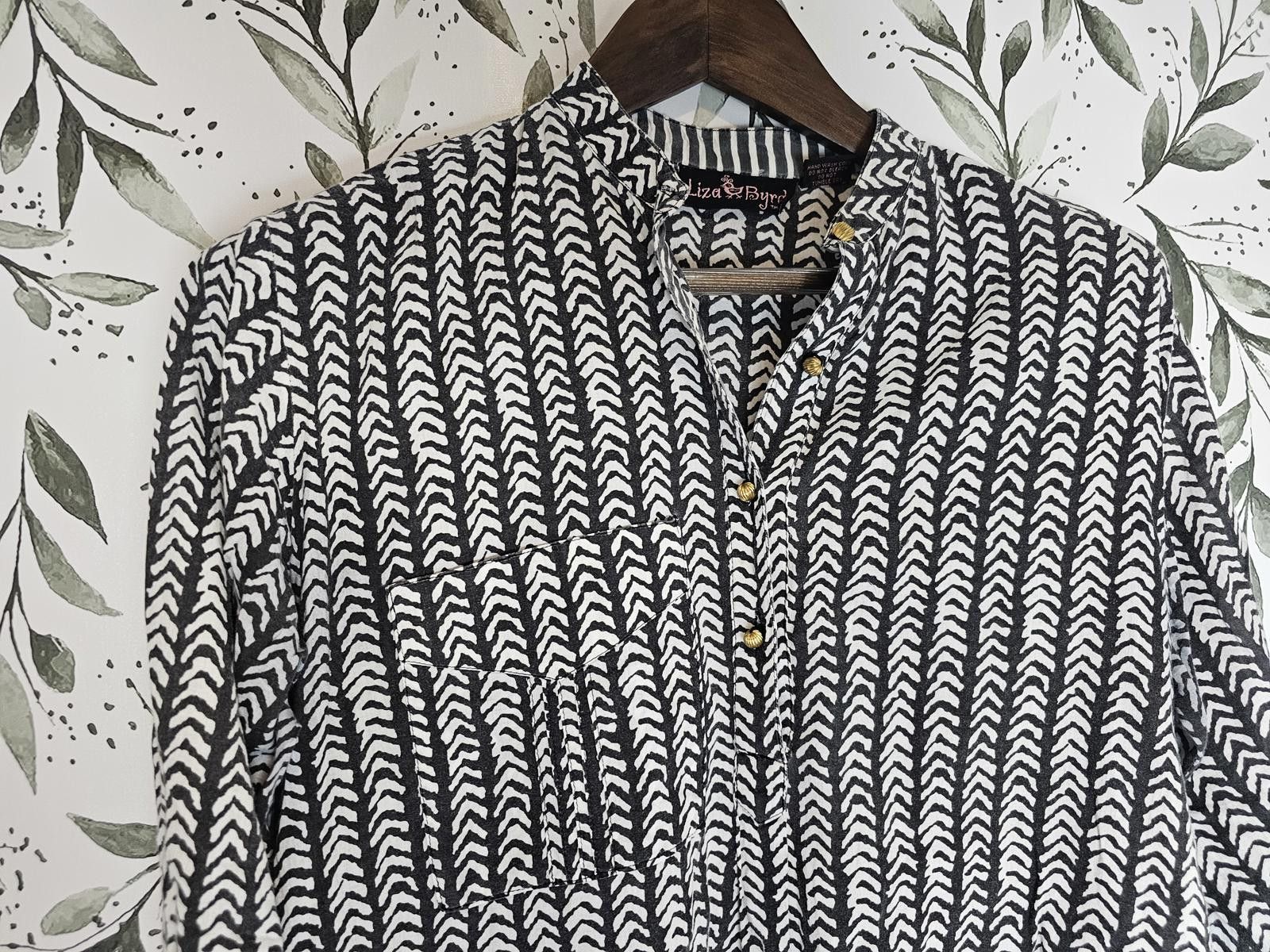 Other Liza Byrd Shirt Black Womens Size L Resort Wear Size L / US 10 / IT 46 - 1 Thumbnail