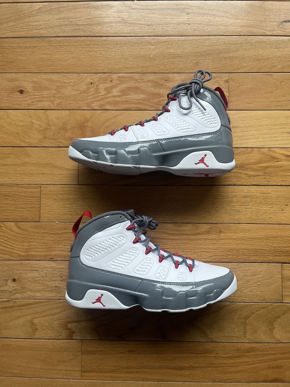 Jordan Brand Fire Red Jordan 9 Retro Size US 11 / EU 44 - 1 Thumbnail