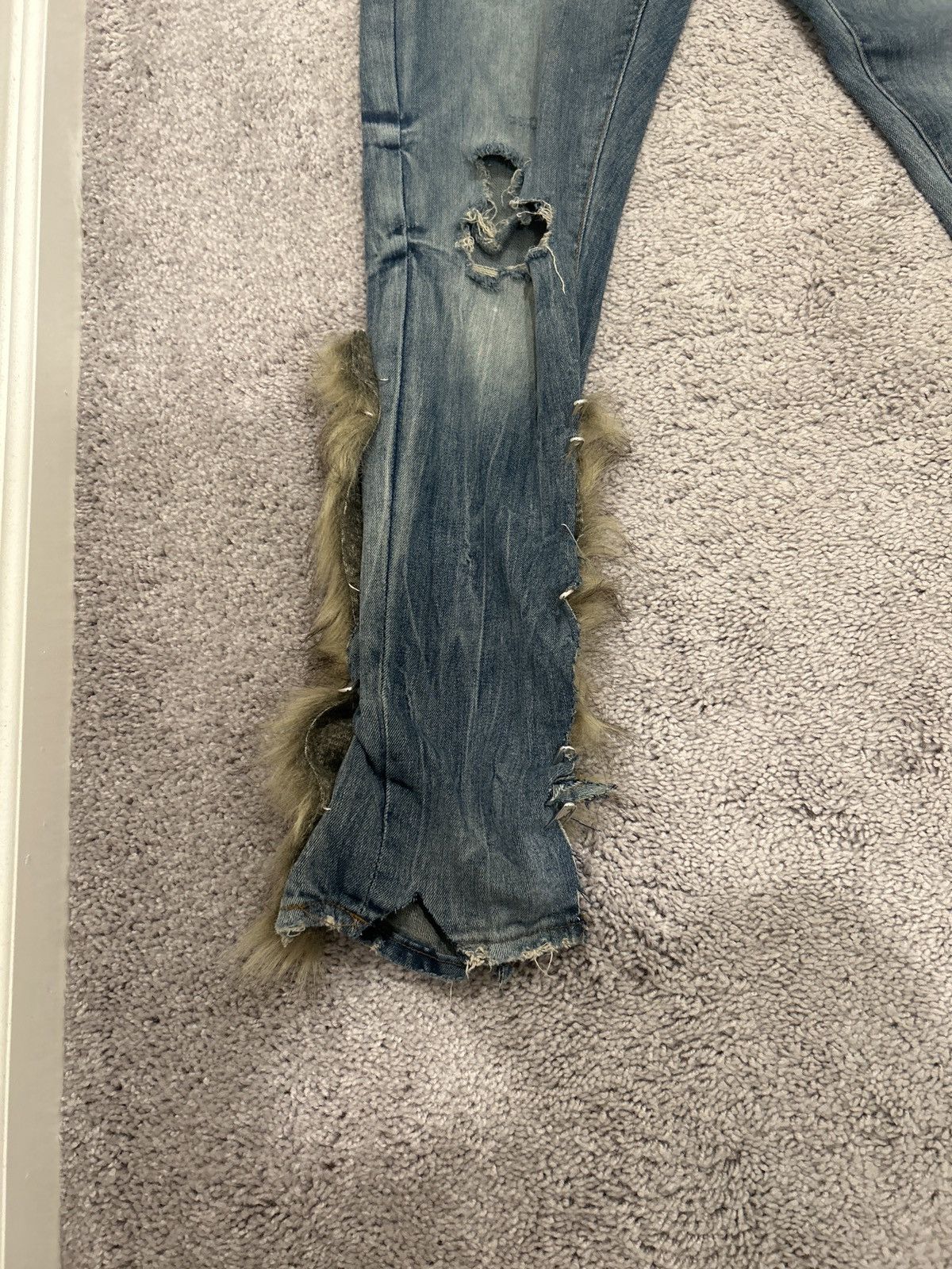 Jordan Craig JORDAN CRAIG Distressed repaired furr jeans 32/32 Size US 32 / EU 48 - 6 Thumbnail
