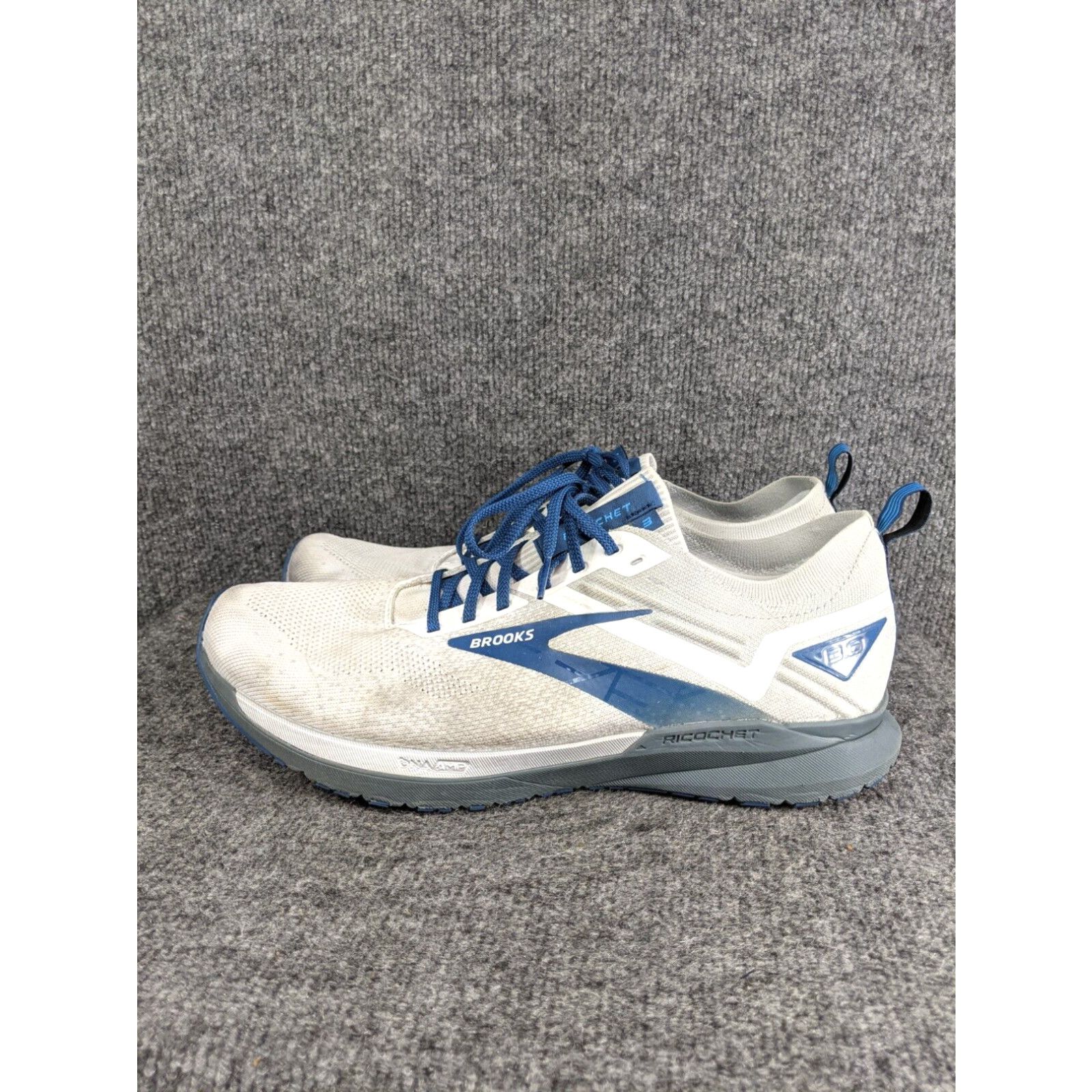 image of Brooks Ricochet 3 Gray Running Sneakers Size 13 Mens in White