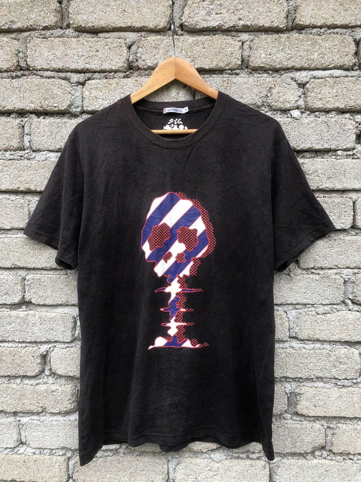 Anime × Japanese Brand × Uniqlo Uniqlo UT X Time Vocan Skull Art Design Tshirt Size US L / EU 52-54 / 3 - 1 Thumbnail