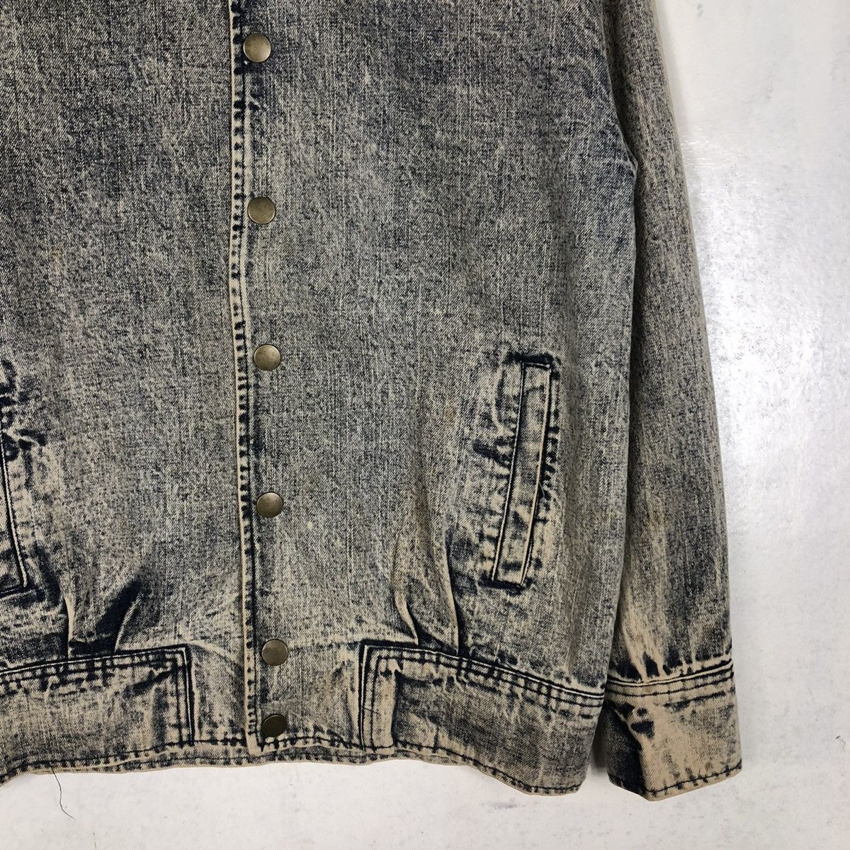 Japanese Brand 📌VINTAGE DENIM JACKET RUSTY BIKER VENCE EXCHANGE JAPAN Size US M / EU 48-50 / 2 - 7 Thumbnail