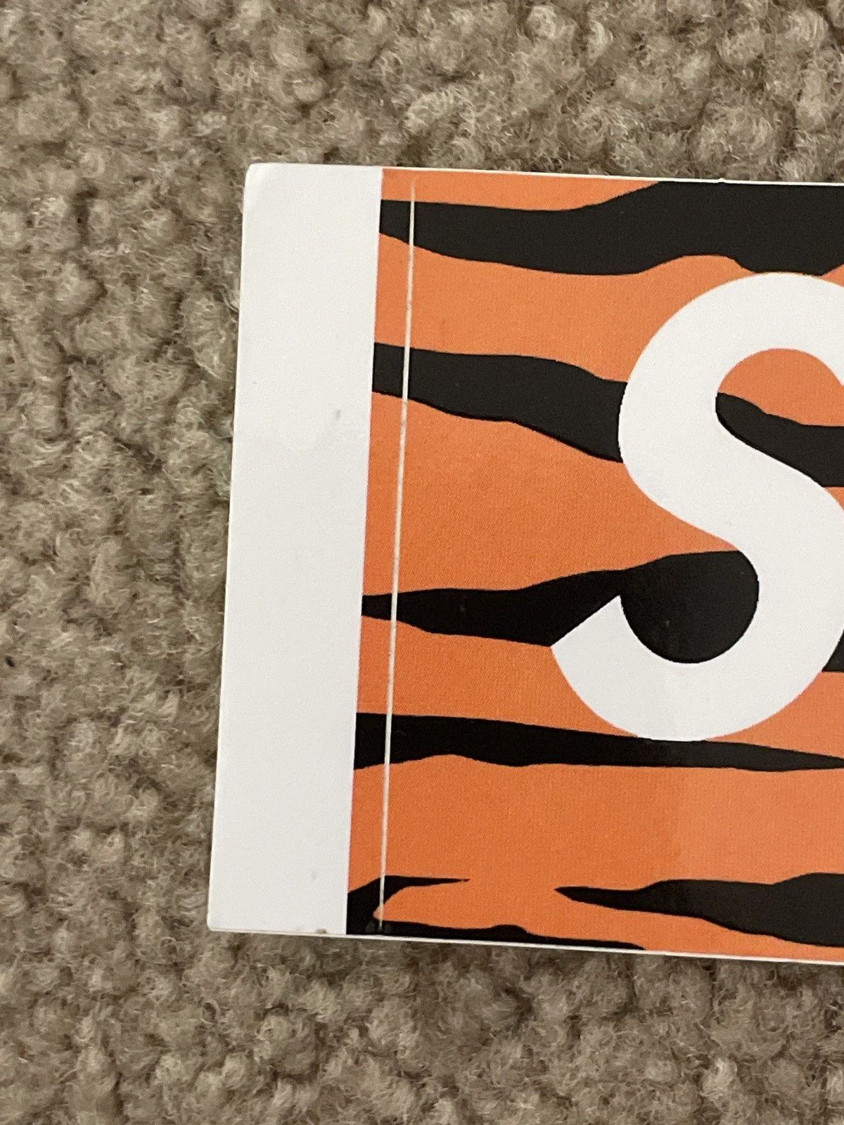 Supreme Supreme 2011 tiger skin sticker Size ONE SIZE - 3 Thumbnail