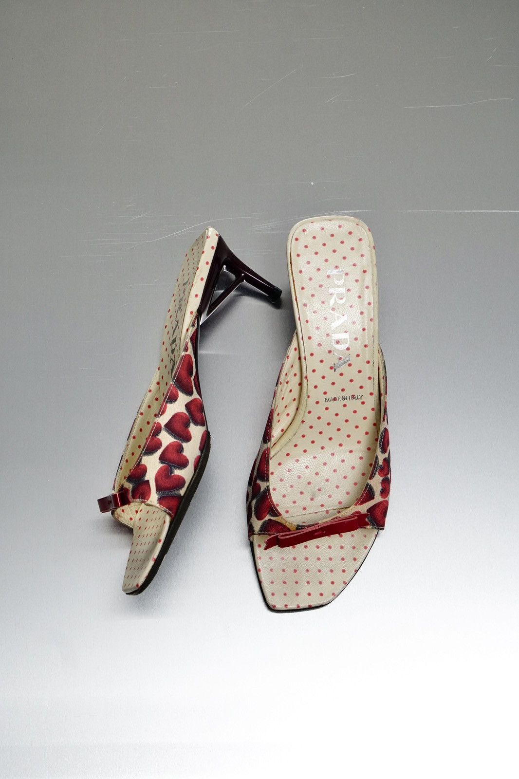 Prada ss 2000 silk heart print mule heels