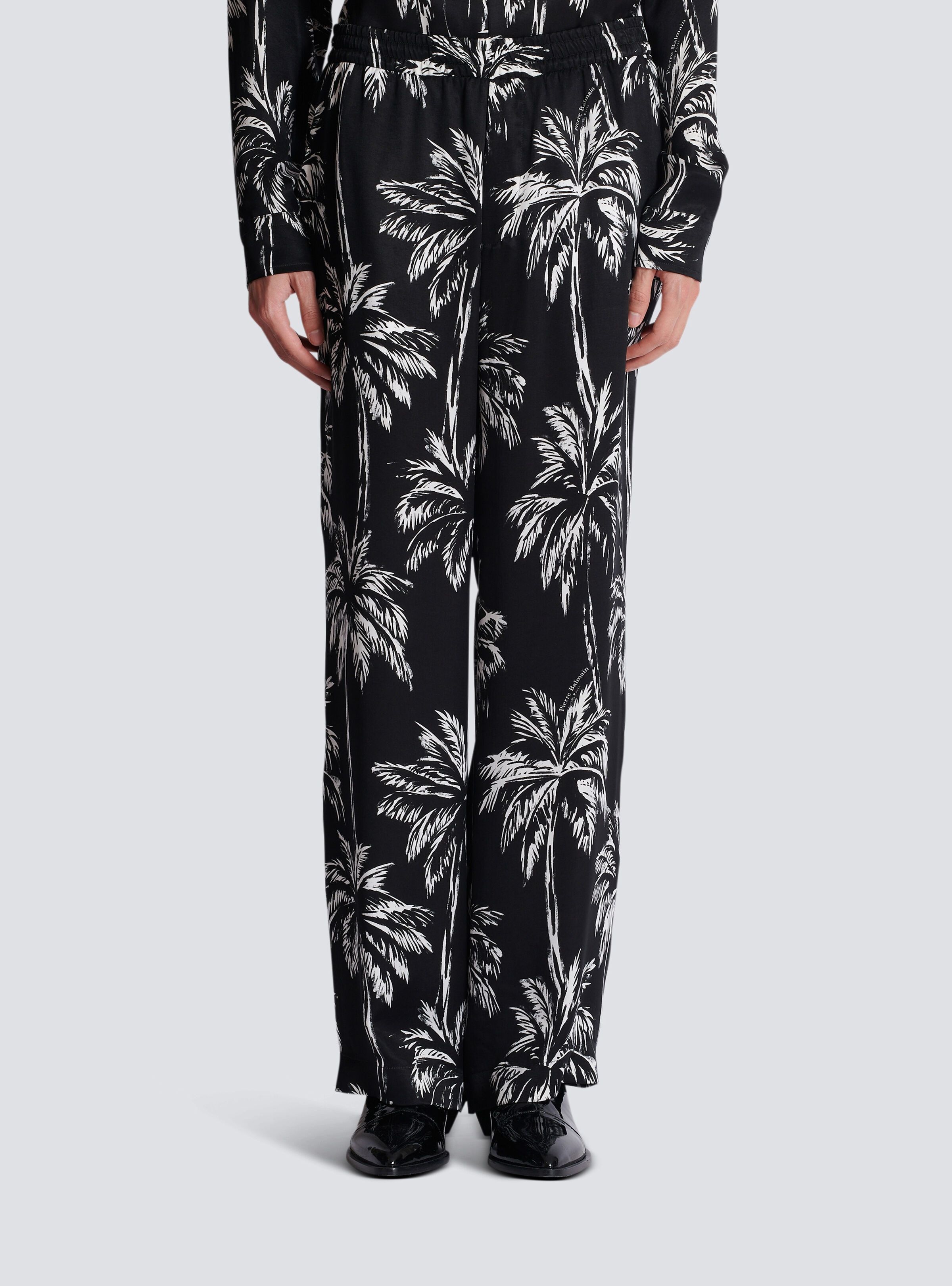 Balmain o1s1wg110925 Plam Tree Satin Payjama Trousers in Black/White Size US 32 / EU 48 - 5 Thumbnail