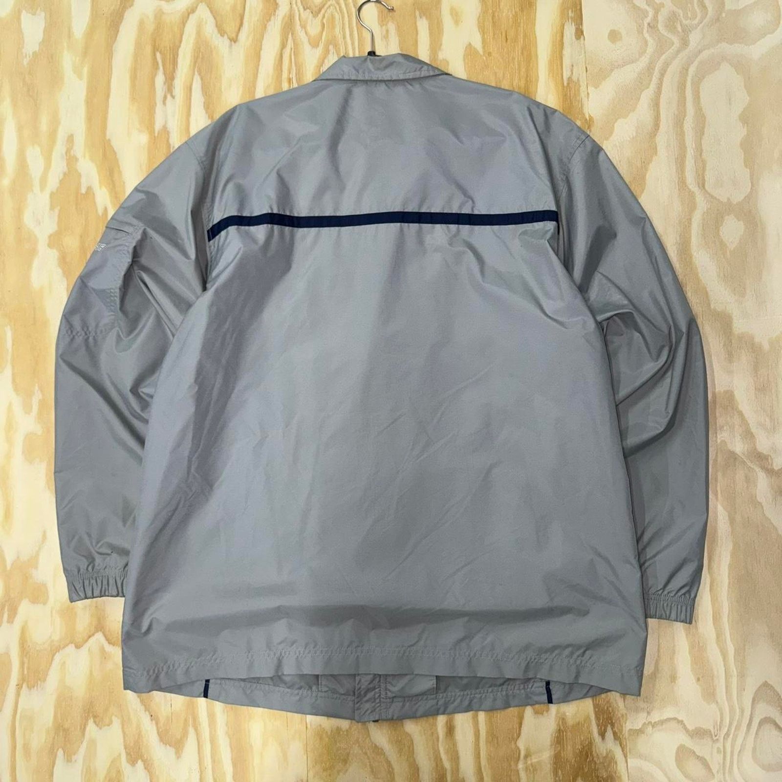 Nike Vintage y2k 2000s gray tag lightweight windbreaker Size US XL / EU 56 / 4 - 2 Thumbnail