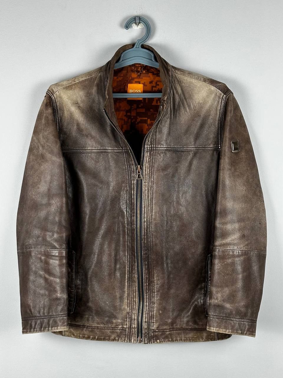 Hugo Boss Vintage Hugo Boss Faded Leather Brown Jacket Size US L / EU 52-54 / 3 - 1 Thumbnail