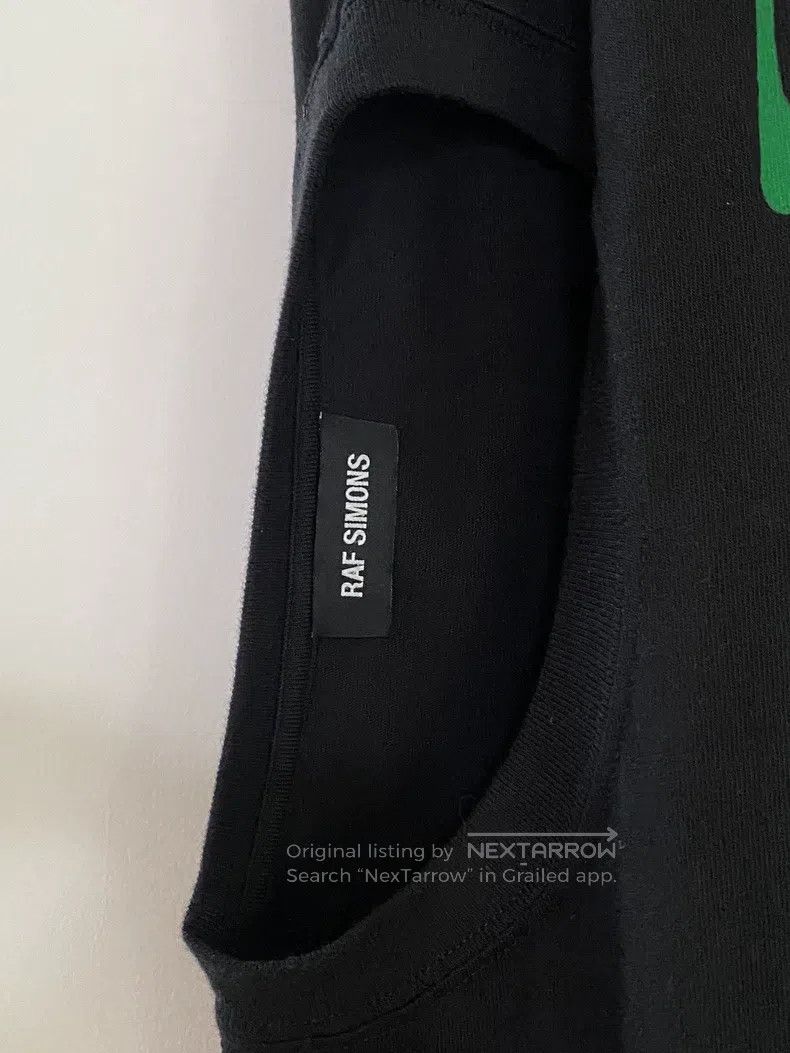 Raf Simons Raf simons 19ss show style double-necked alien T-shirt Size US S / EU 44-46 / 1 - 4 Thumbnail