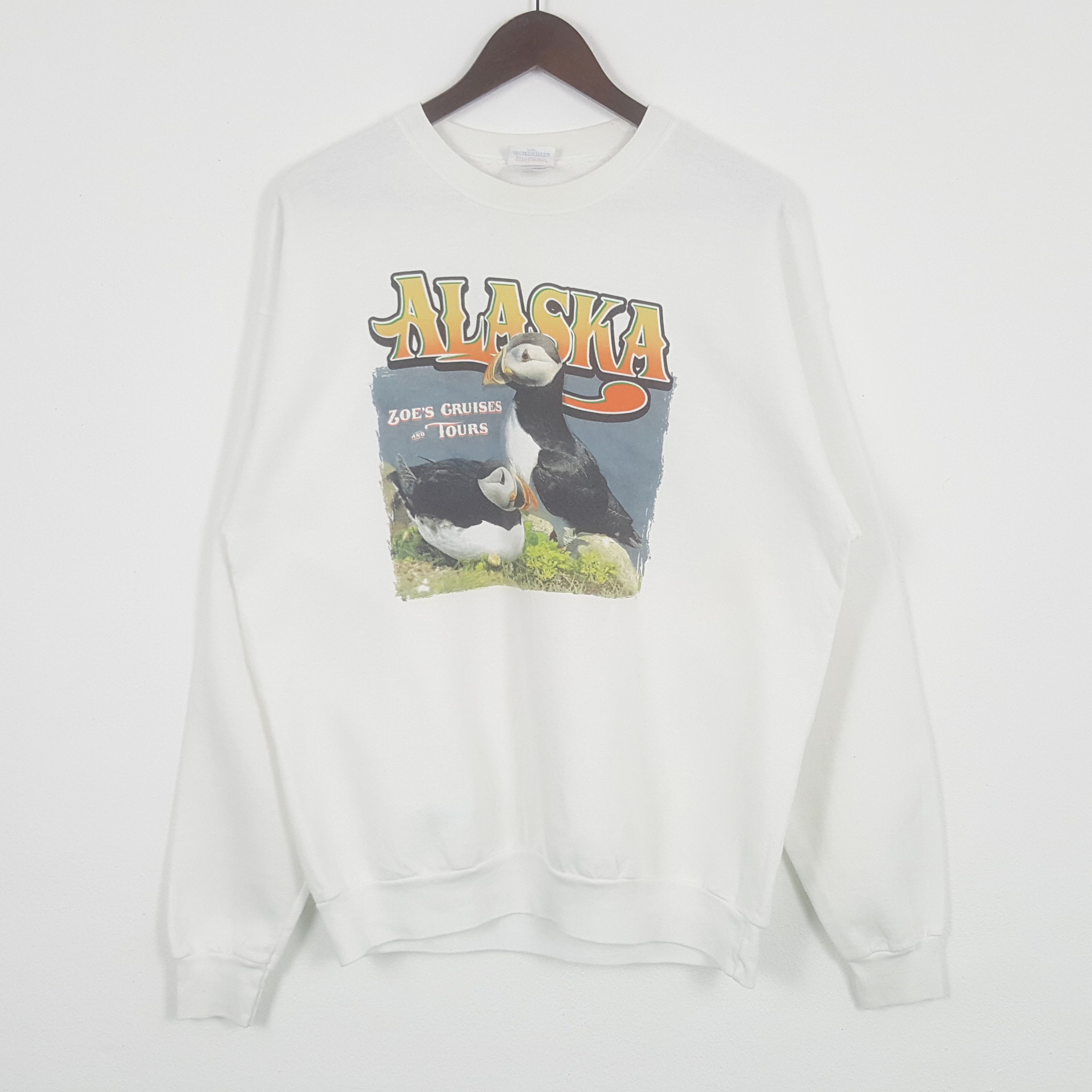 image of Vintage Alaska Zoe's Cruises And Tours Sweatshirt in White, Men's (Size Large)